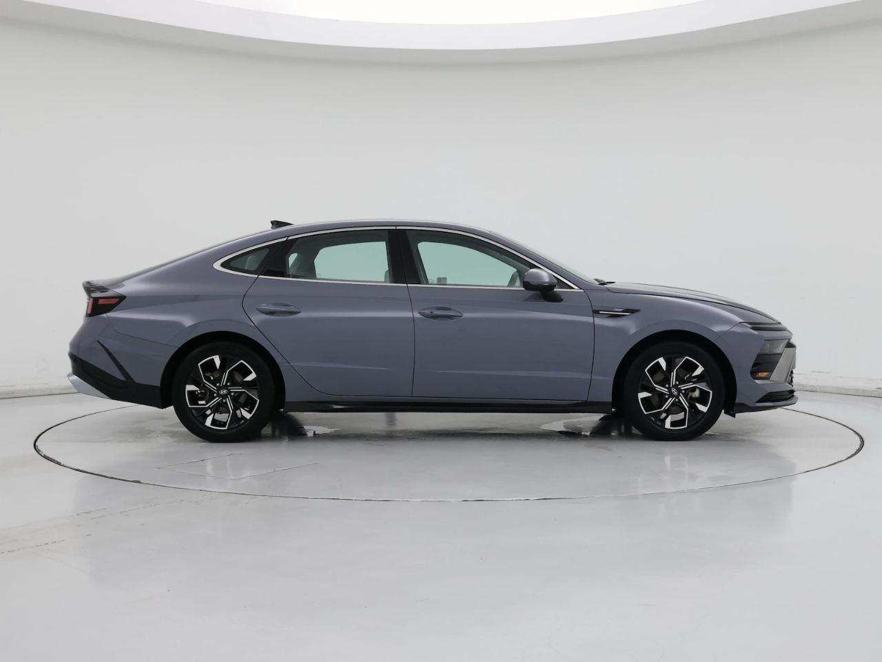 Hyundai Sonata Hybrid SEL FWD 2025