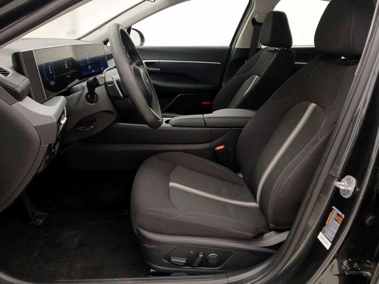 Hyundai Sonata Hybrid SEL FWD 2025