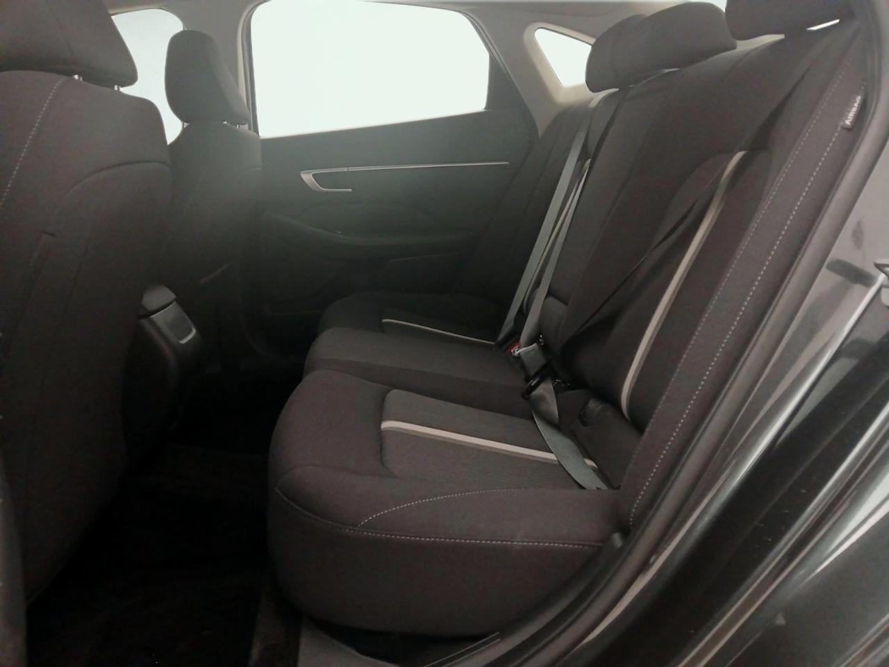 Hyundai Sonata Hybrid SEL FWD 2025