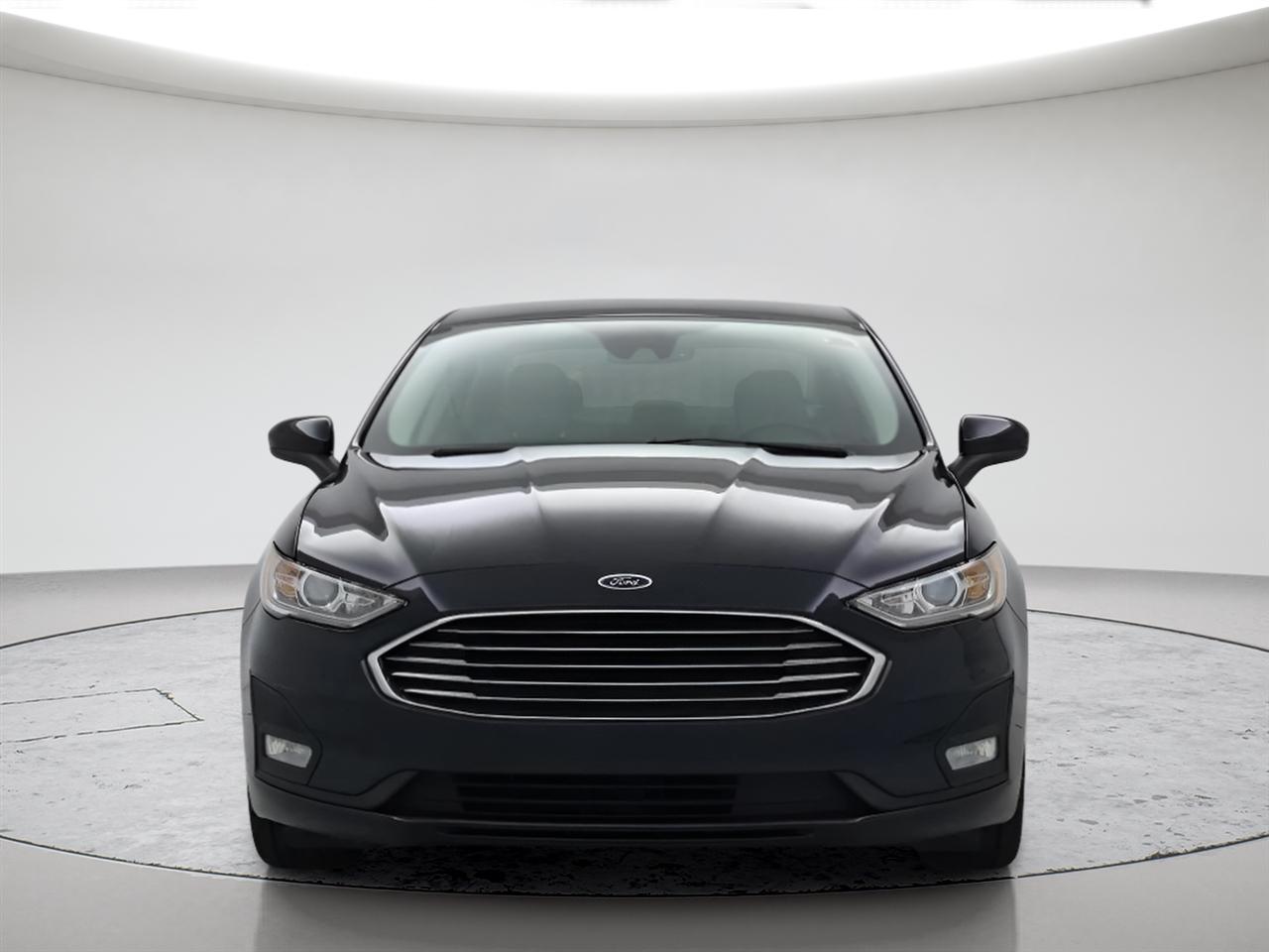 Ford Fusion SE FWD 2020