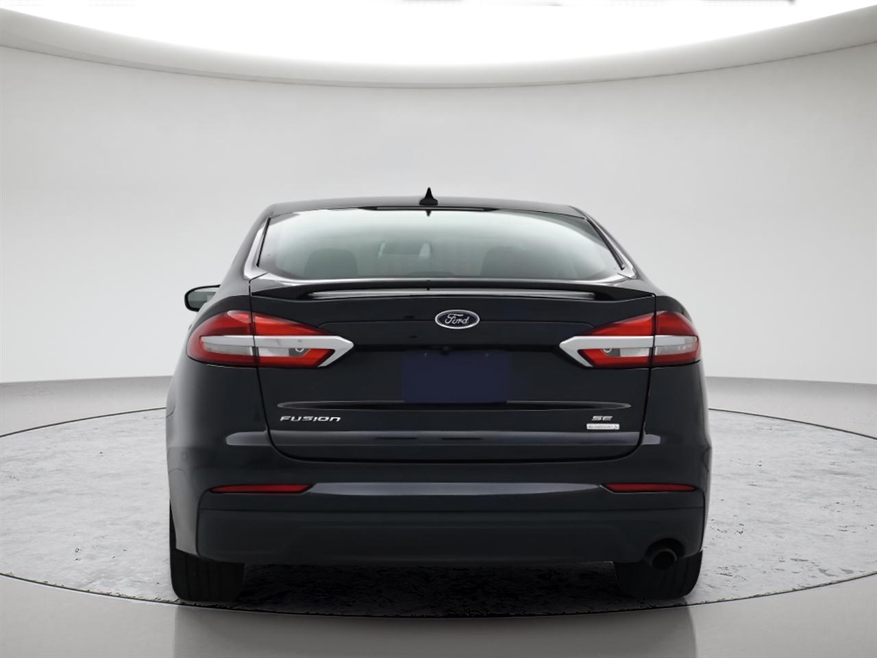 Ford Fusion SE FWD 2020