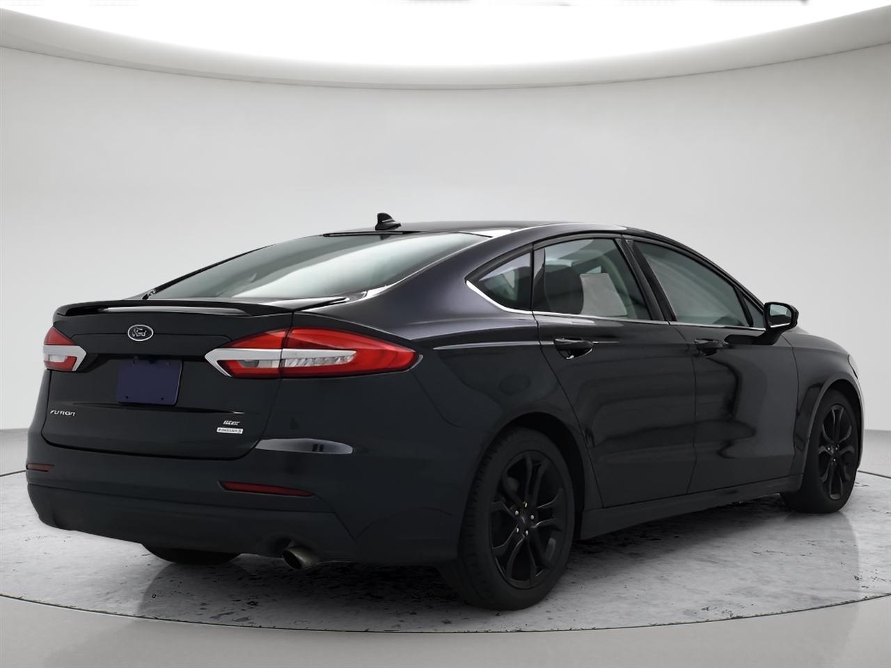 Ford Fusion SE FWD 2020