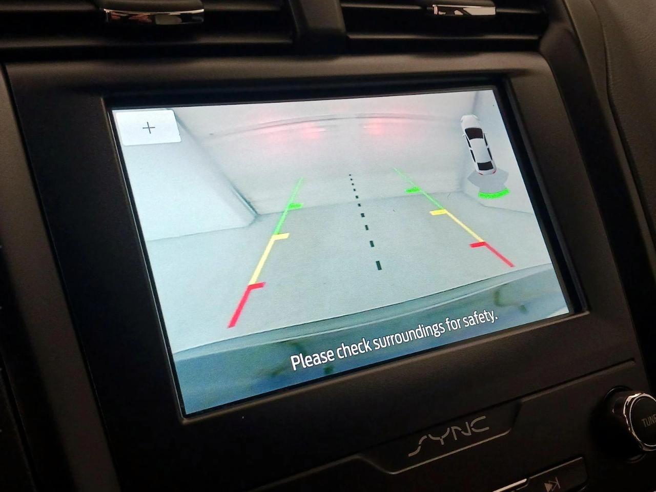 Ford Fusion SE FWD 2020