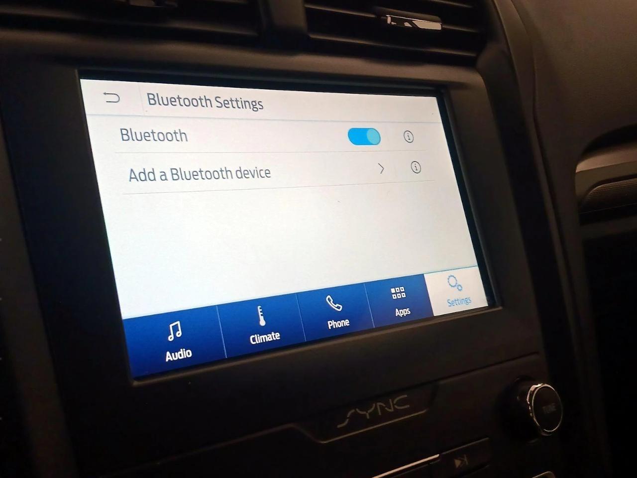 Ford Fusion SE FWD 2020