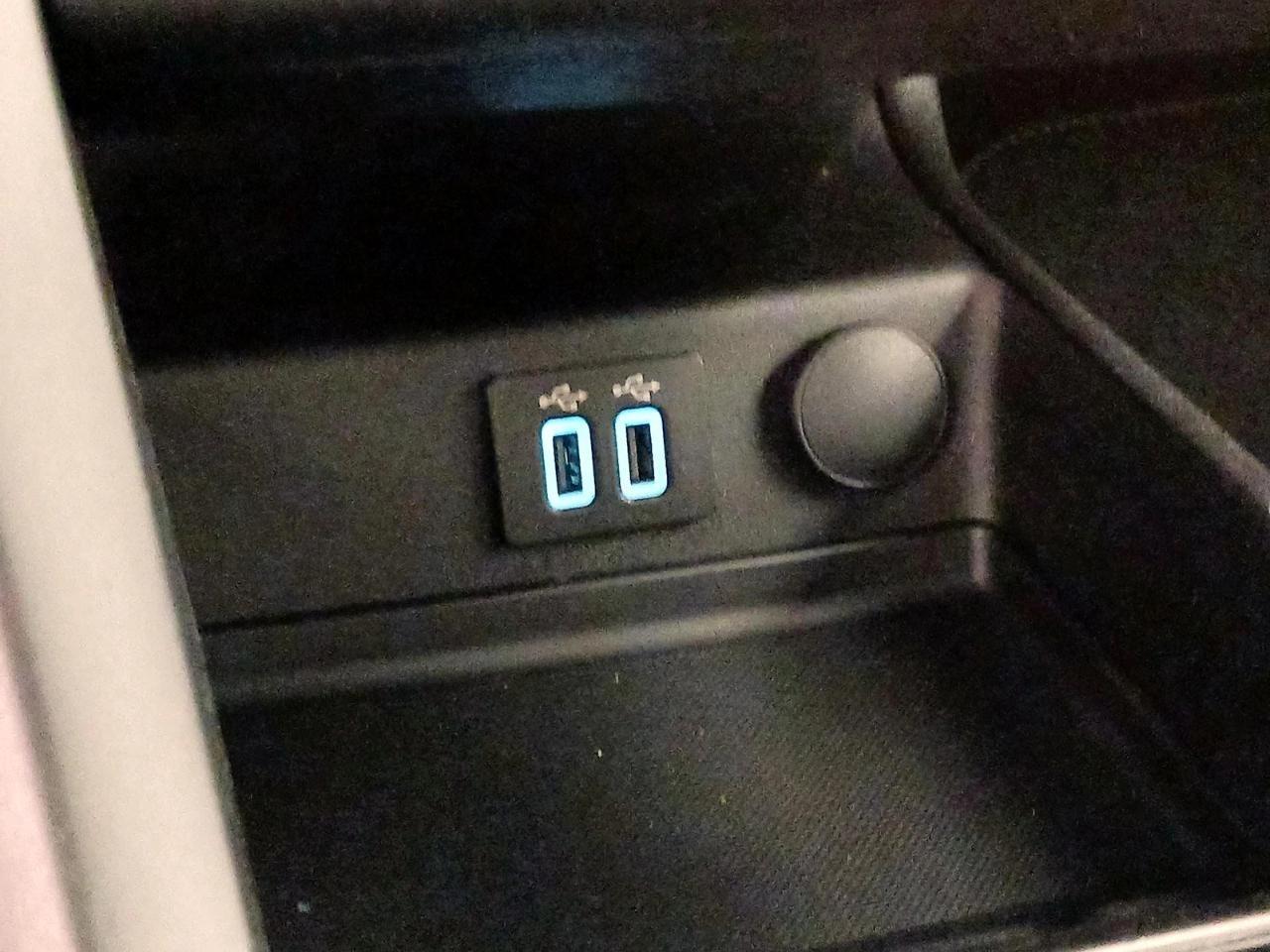 Ford Fusion SE FWD 2020