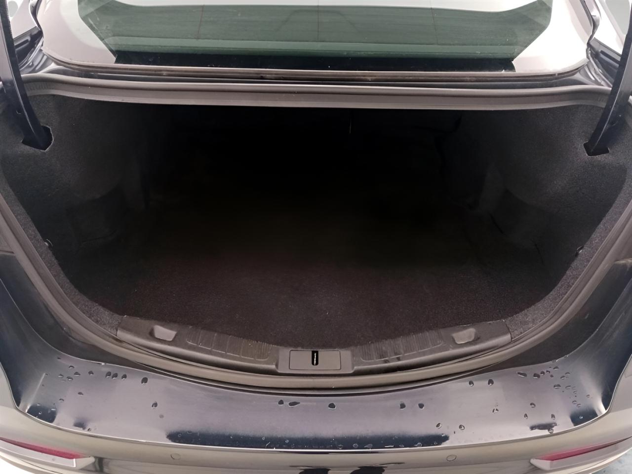 Ford Fusion SE FWD 2020