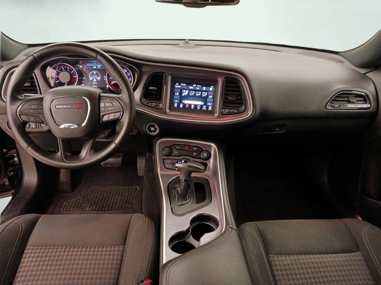 Dodge Challenger GT RWD 2019