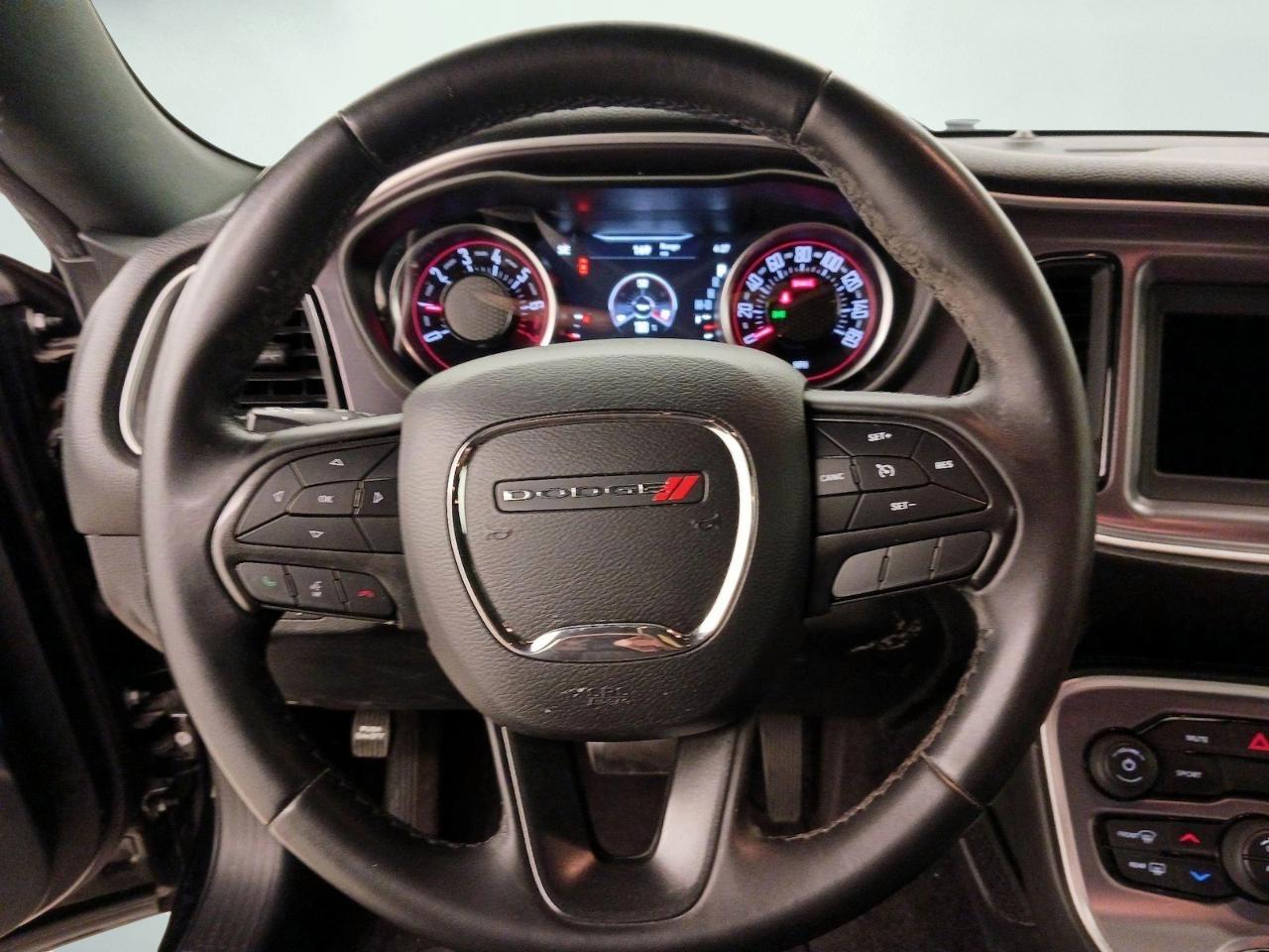 Dodge Challenger GT RWD 2019