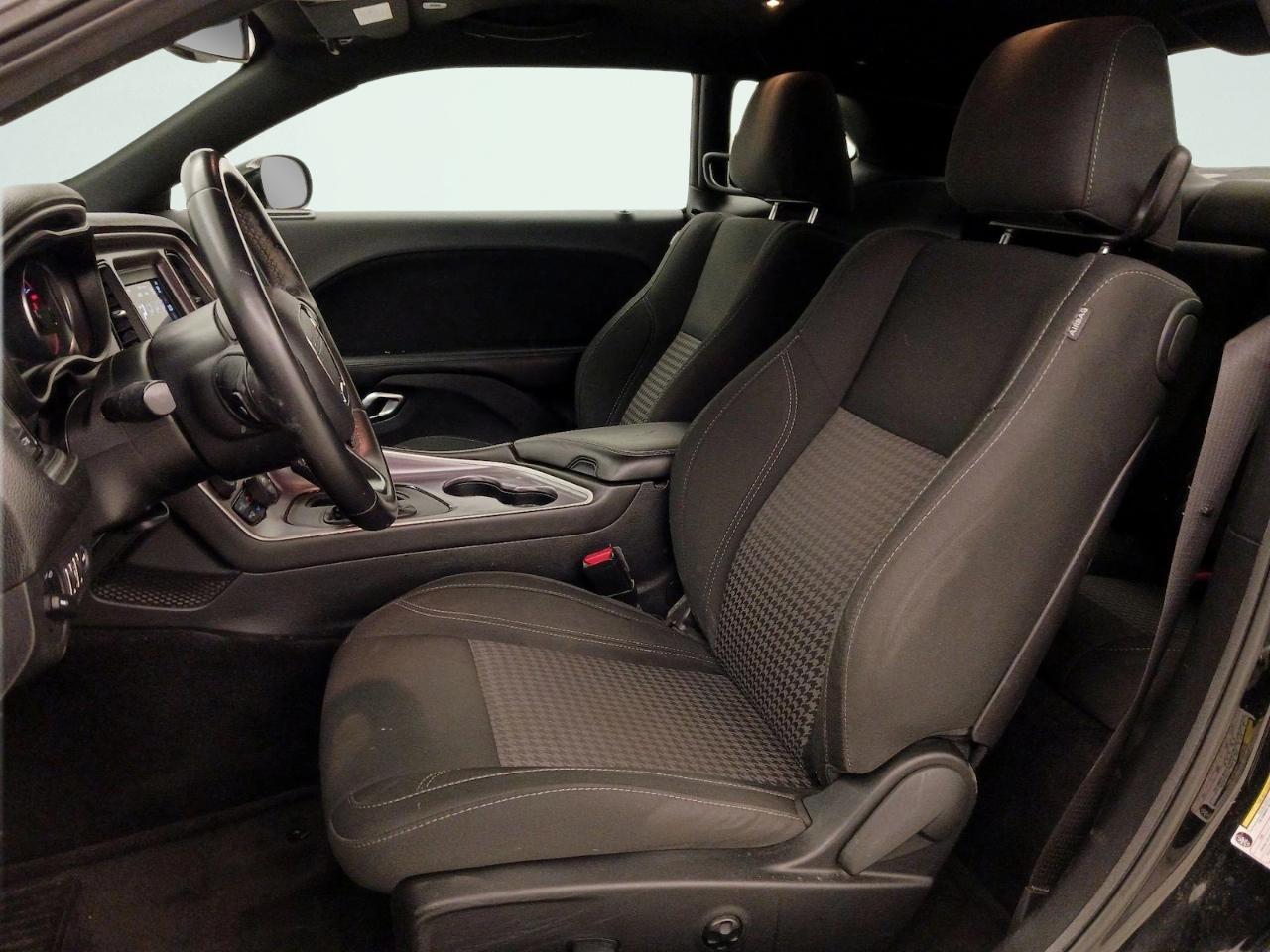 Dodge Challenger GT RWD 2019