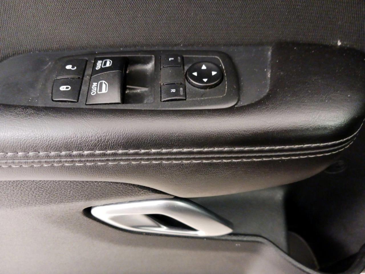 Dodge Challenger GT RWD 2019