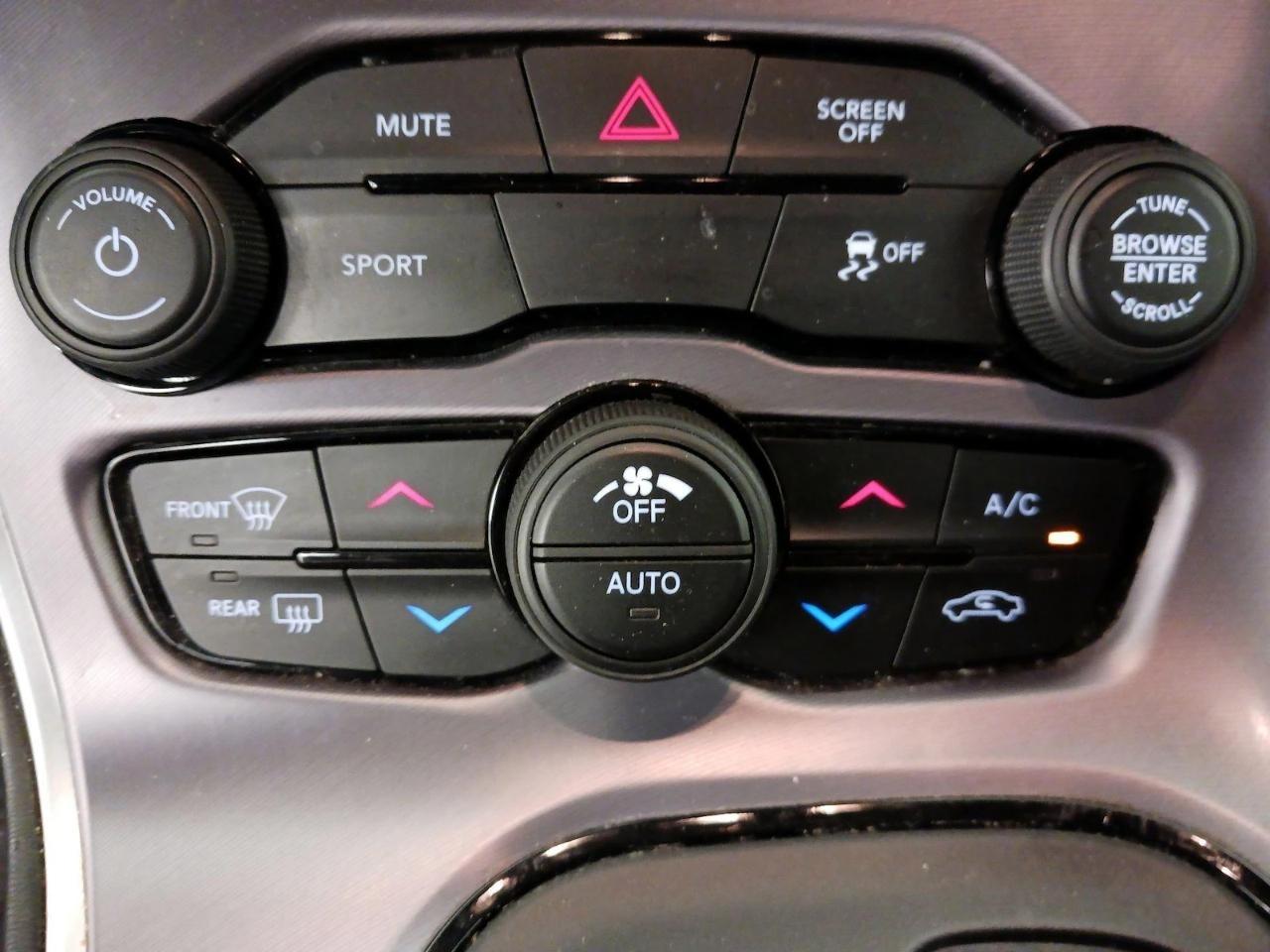 Dodge Challenger GT RWD 2019