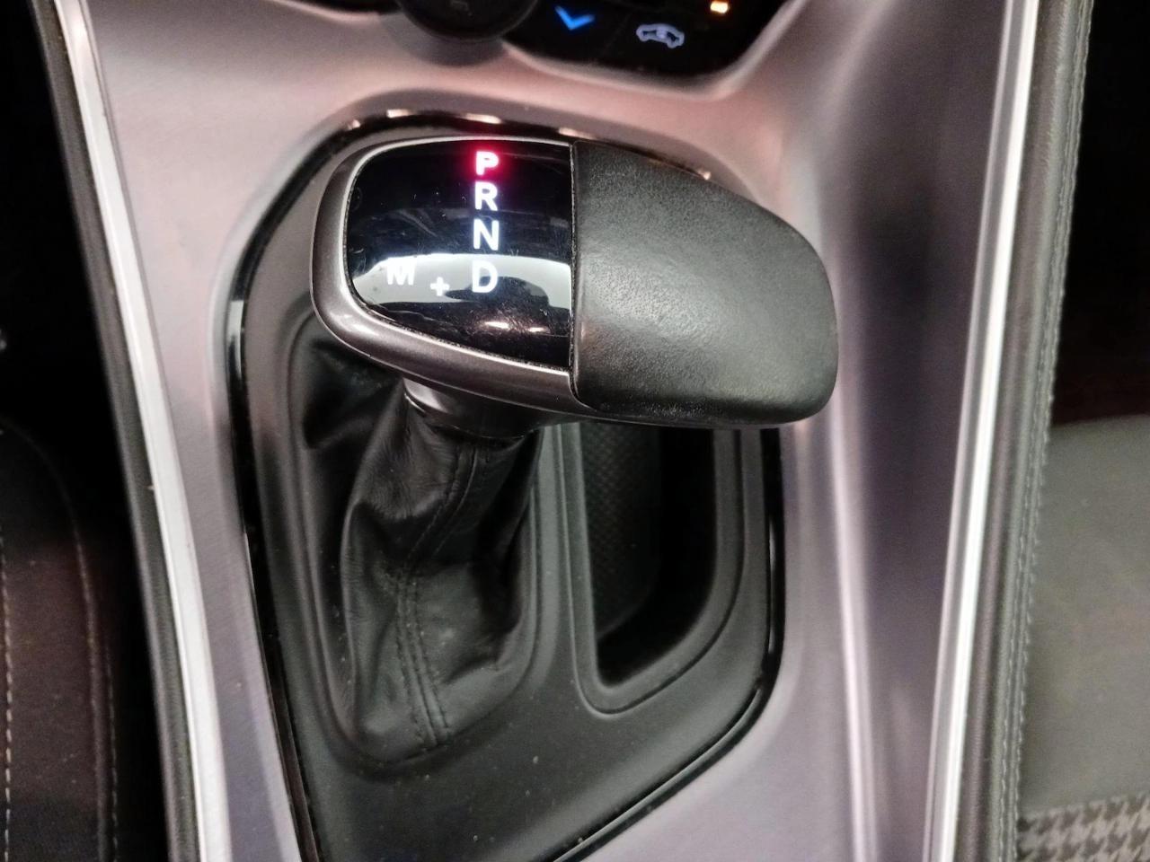 Dodge Challenger GT RWD 2019