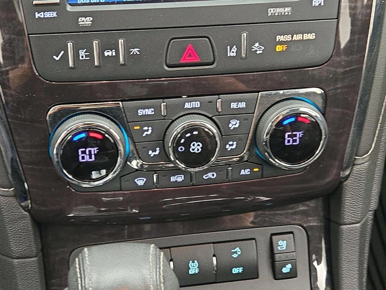 Buick Enclave FWD 4dr Leather 2014