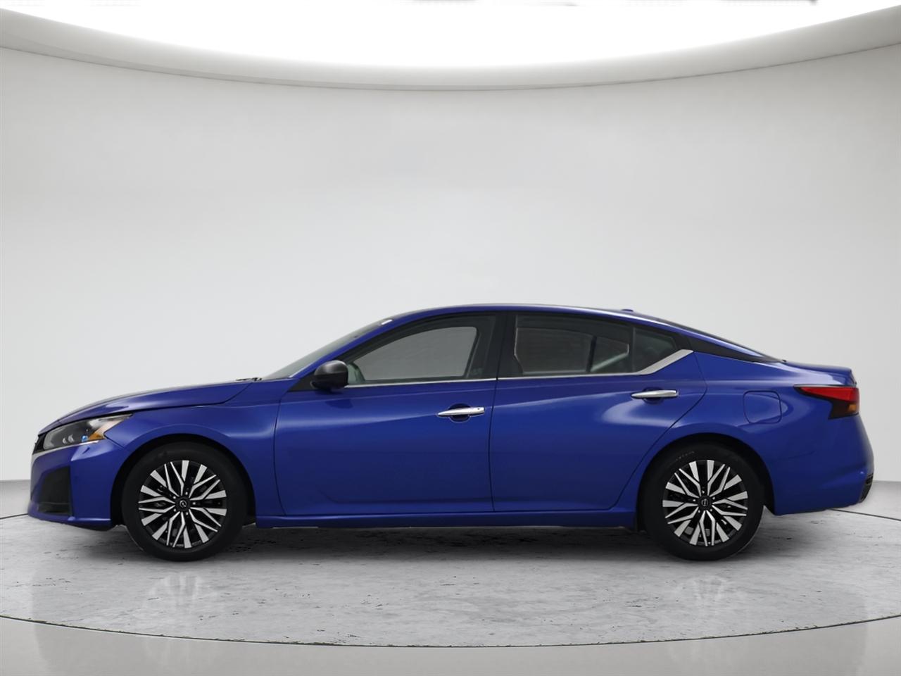 Nissan Altima SV FWD 2025