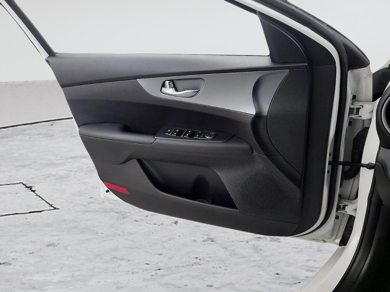 Kia Forte LXS IVT 2020
