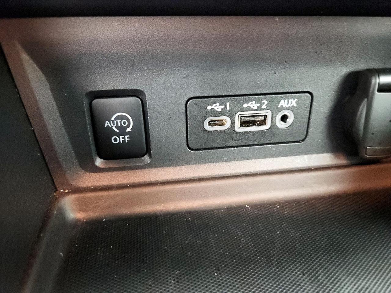 Nissan Sentra SV CVT 2024