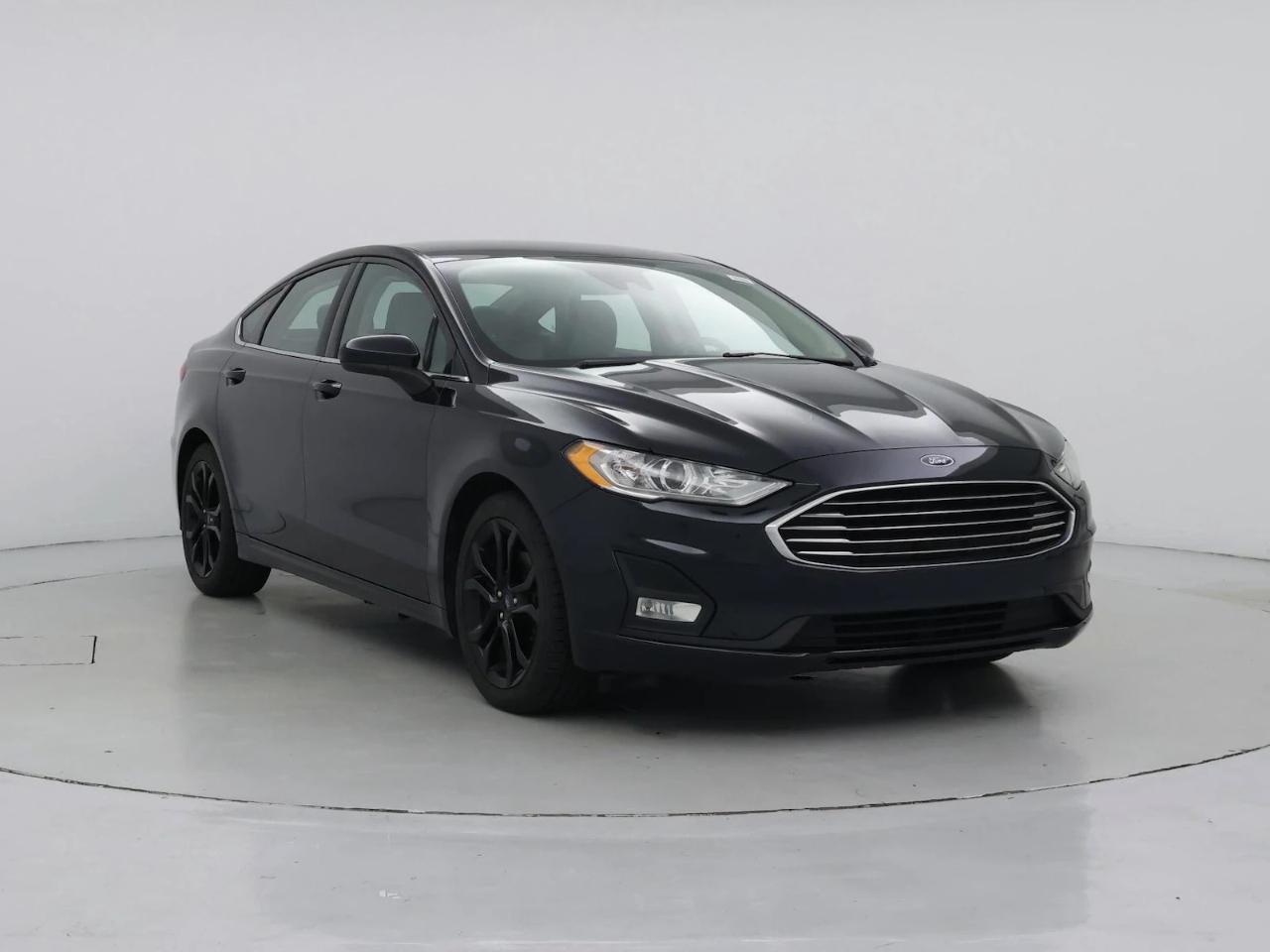2020 Ford Fusion SE FWD