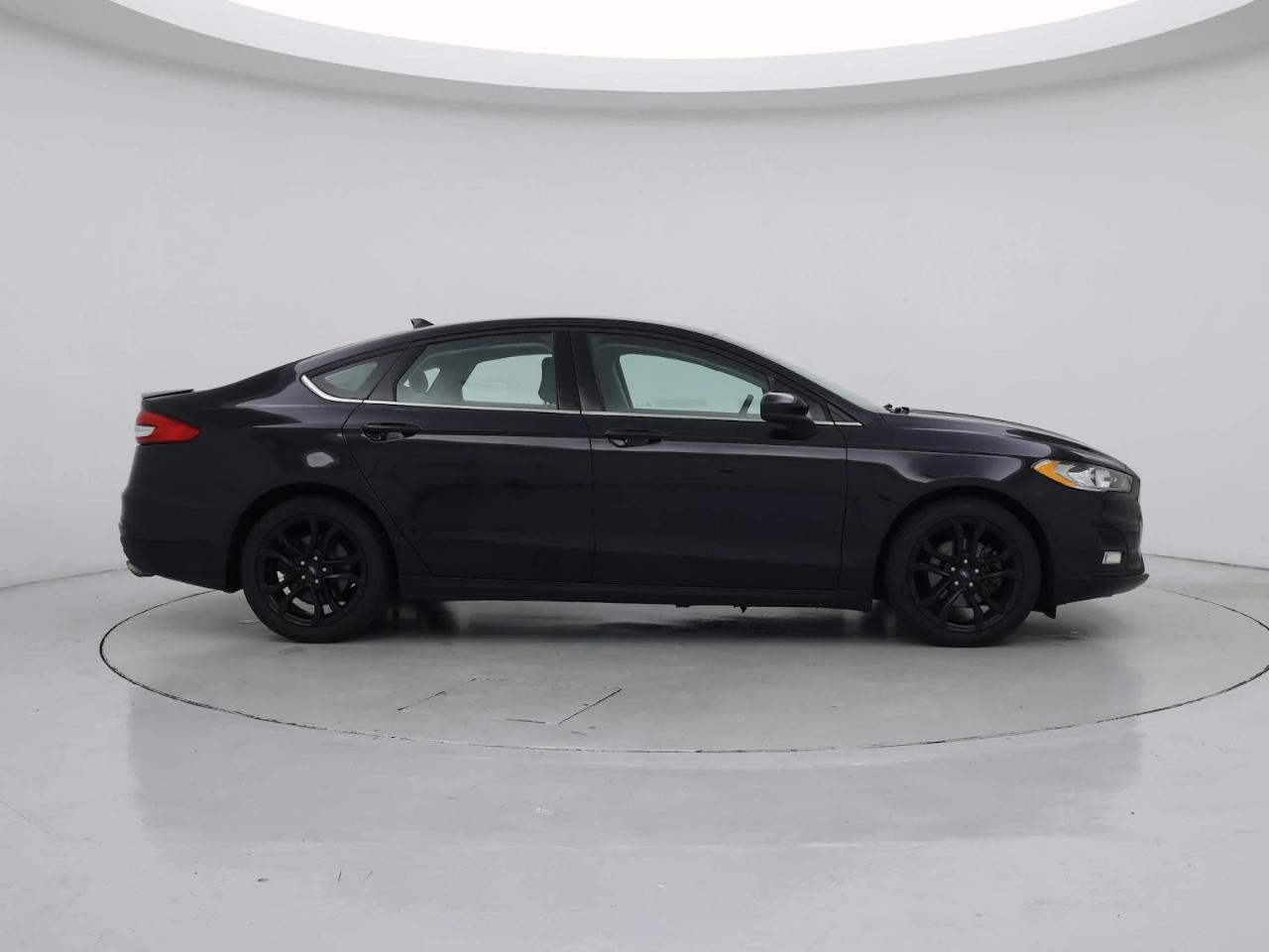 Ford Fusion SE FWD 2020