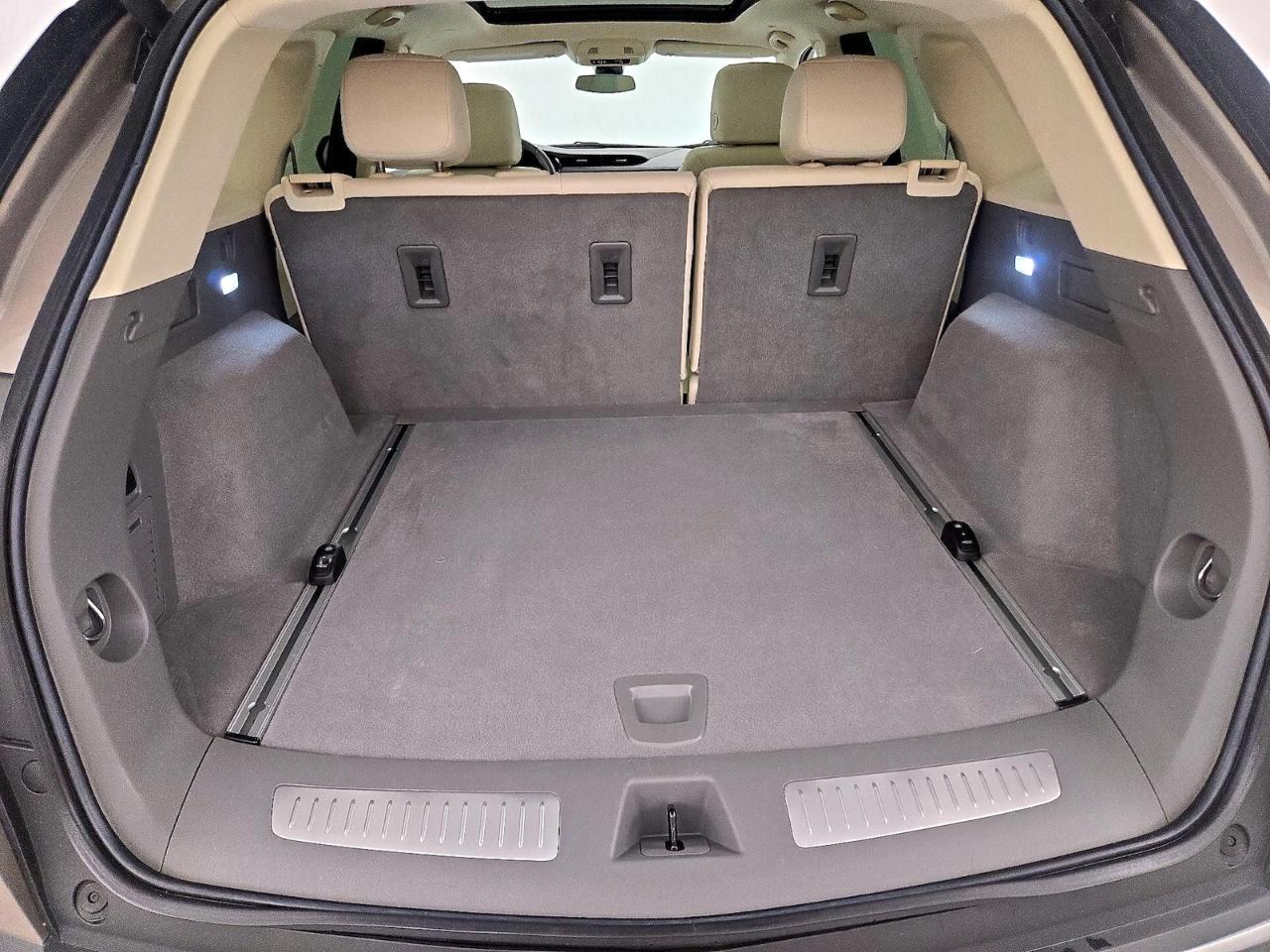Cadillac XT5 FWD 4dr Premium Luxury 2022