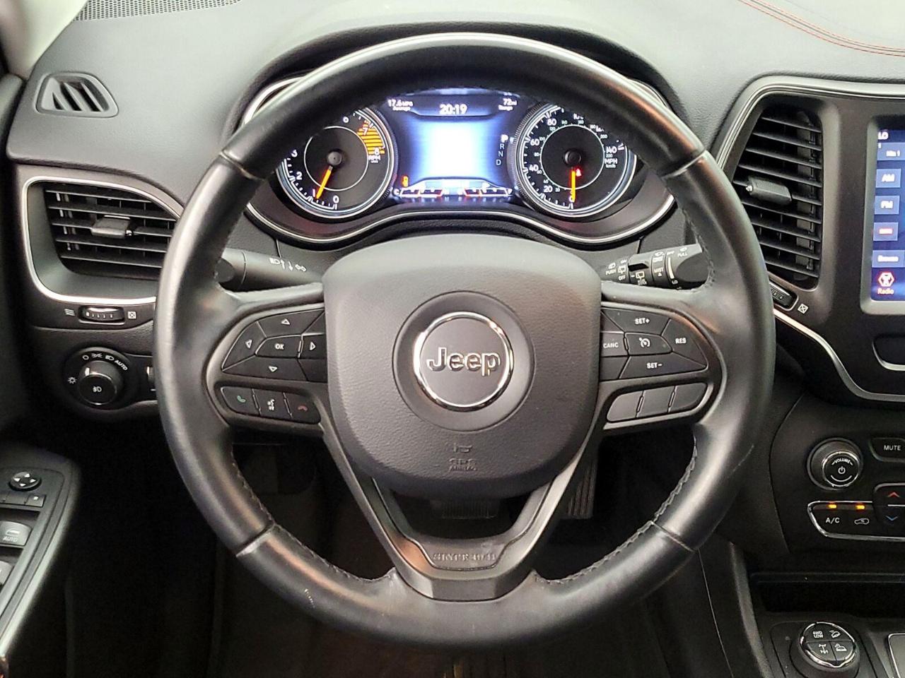 Jeep Cherokee Trailhawk 4x4 2021