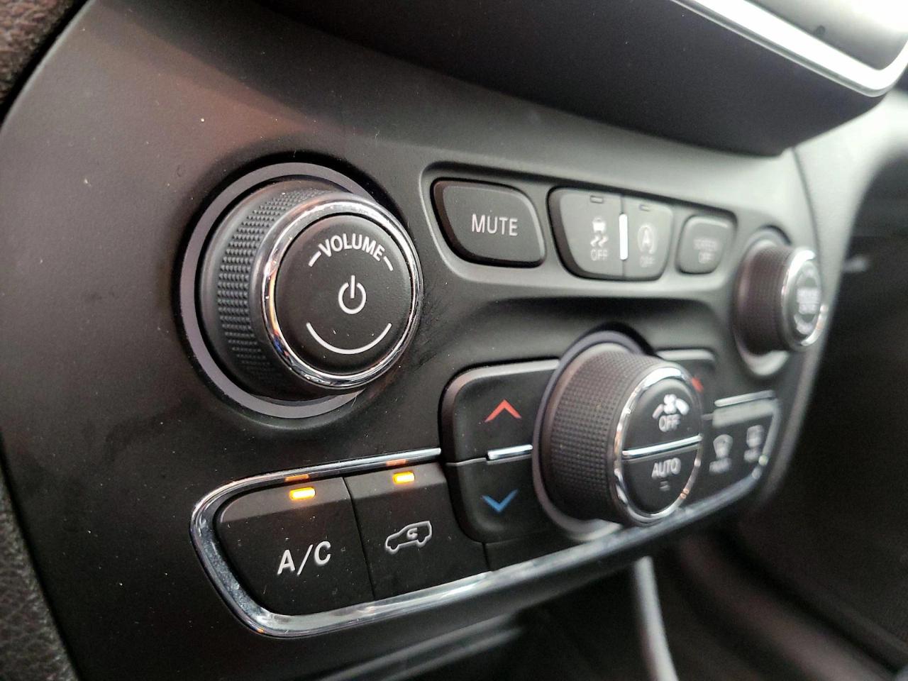 Jeep Cherokee Trailhawk 4x4 2021
