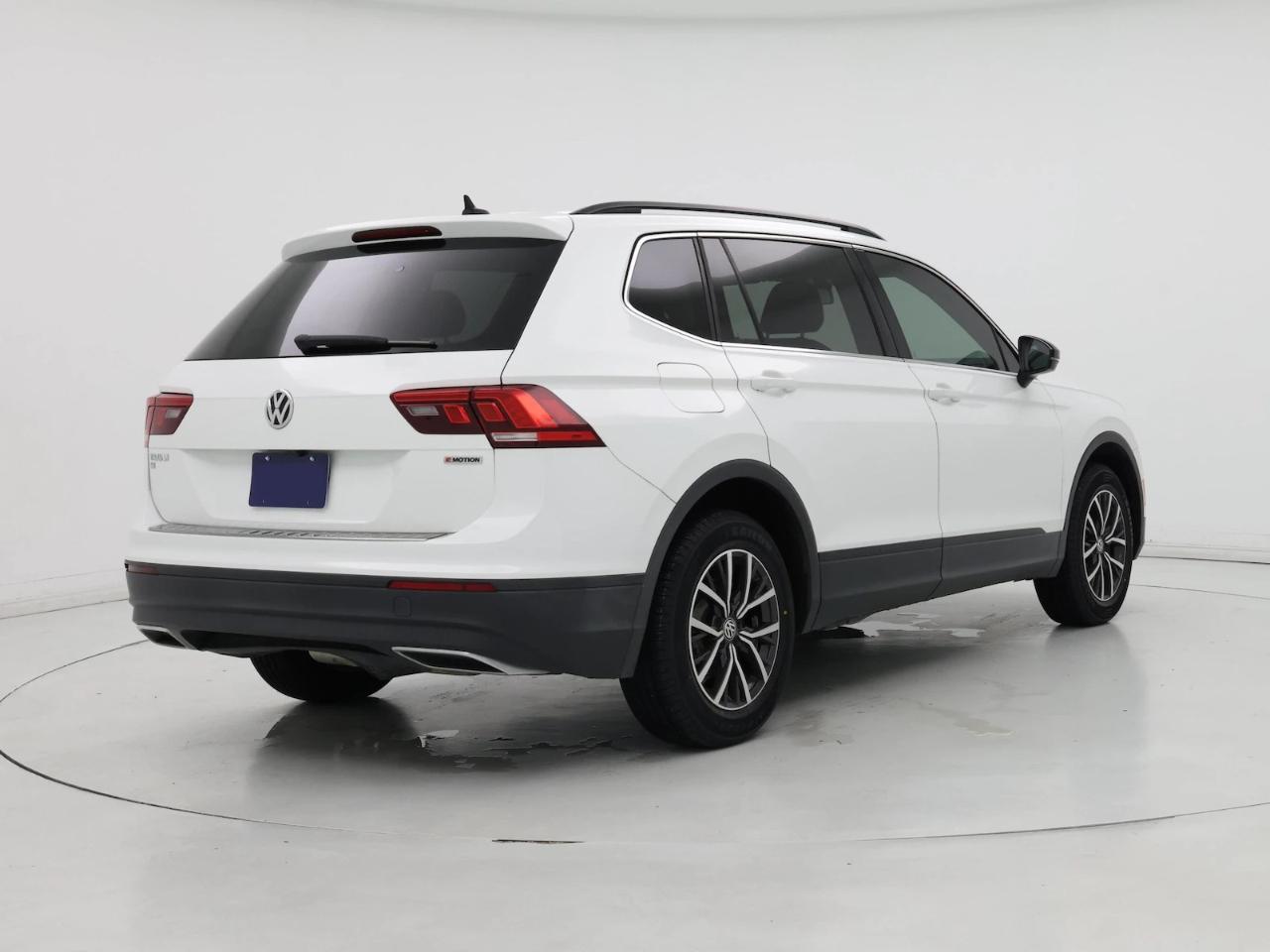 Volkswagen Tiguan 2.0T SEL 4MOTION 2018