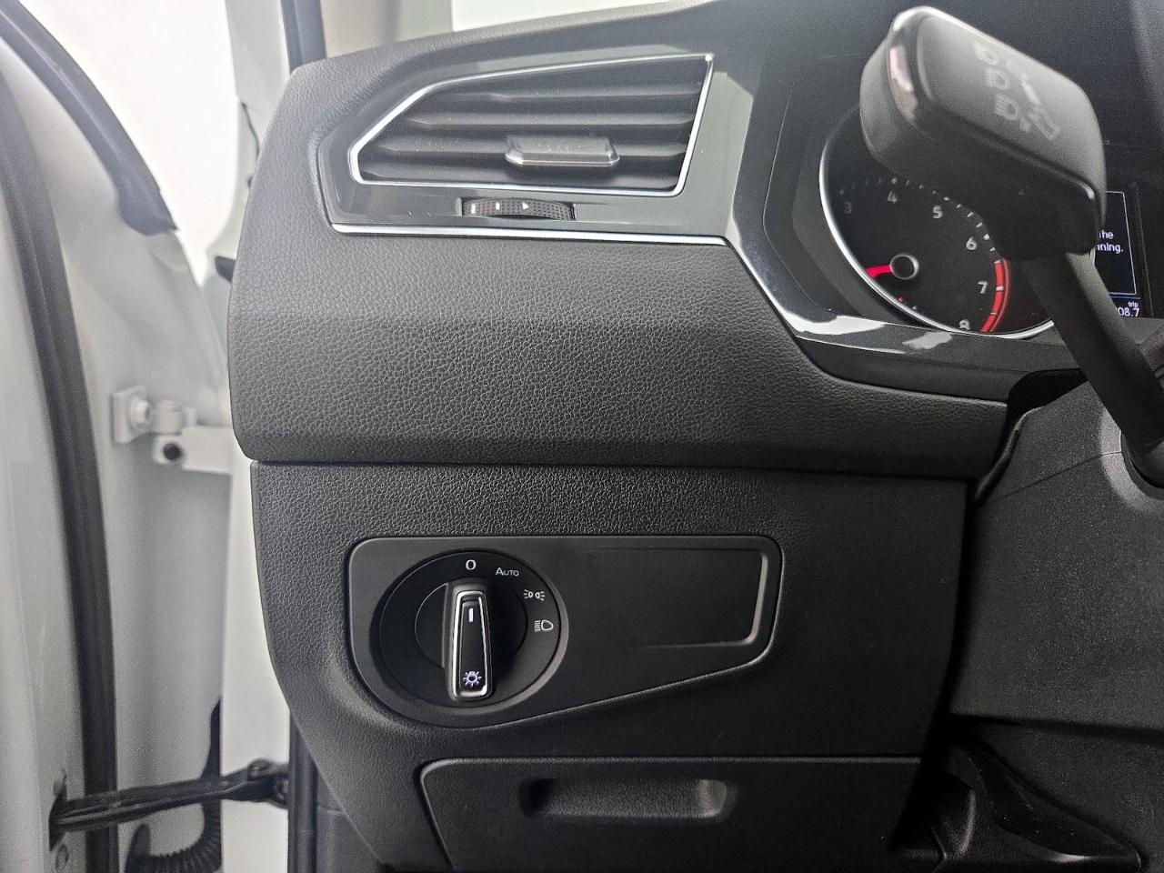 Volkswagen Tiguan 2.0T SEL 4MOTION 2018