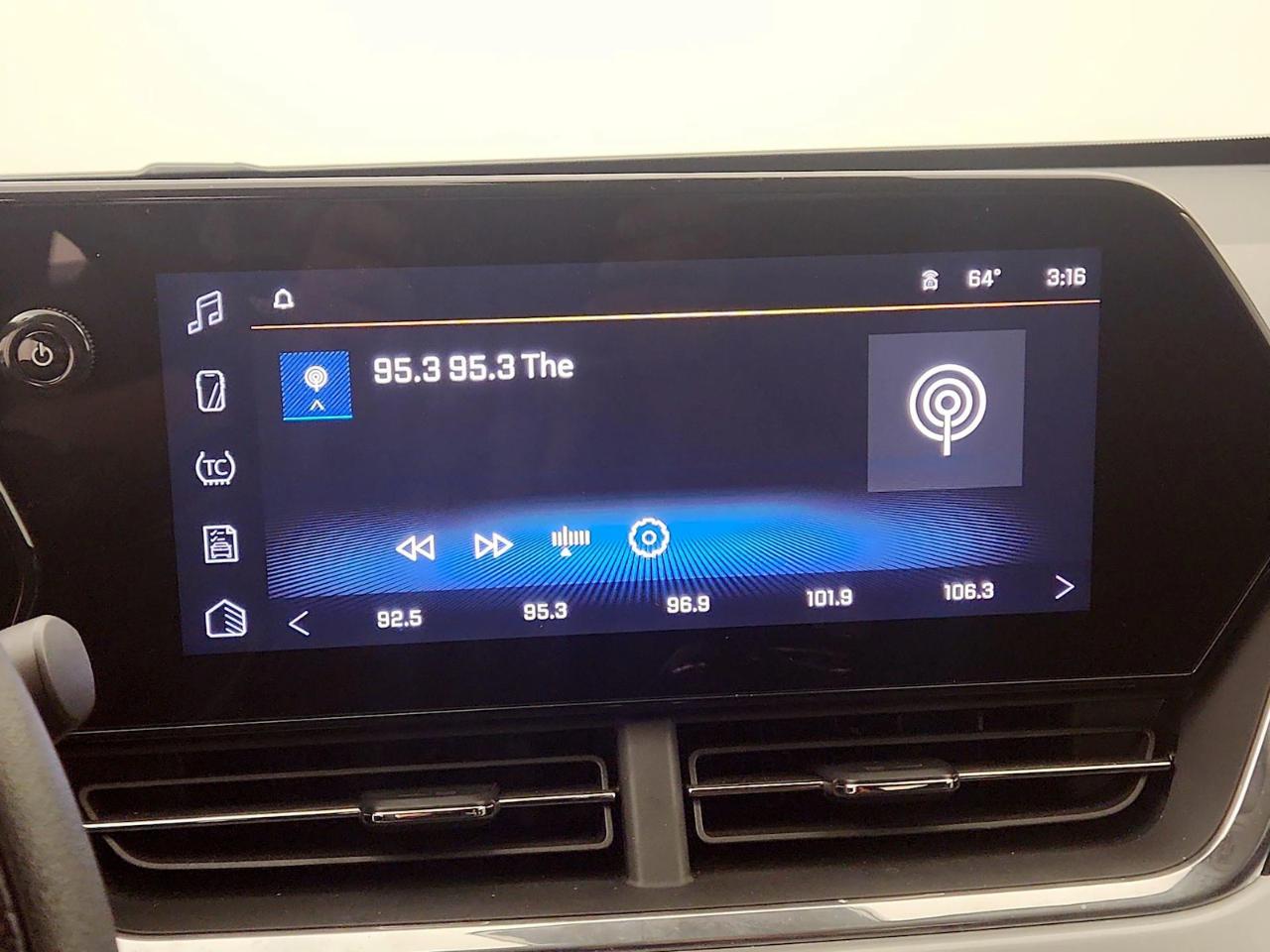 Chevrolet Trax FWD 4dr LT 2025