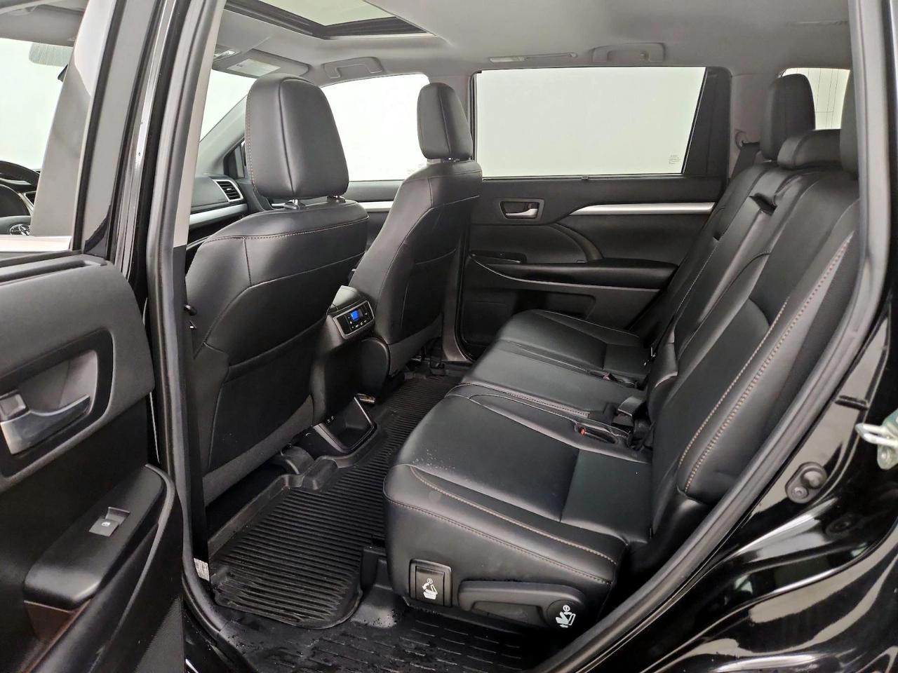 Toyota Highlander XLE V6 AWD (Natl) 2018