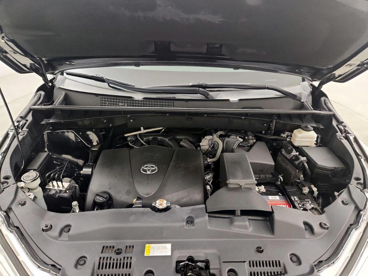 Toyota Highlander XLE V6 AWD (Natl) 2018