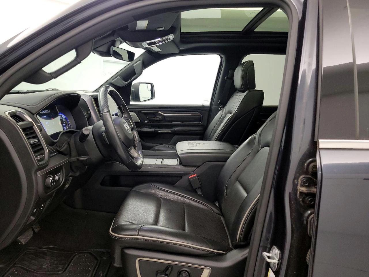 RAM 1500 Big Horn 4x2 Crew Cab 5'7" Box 2021