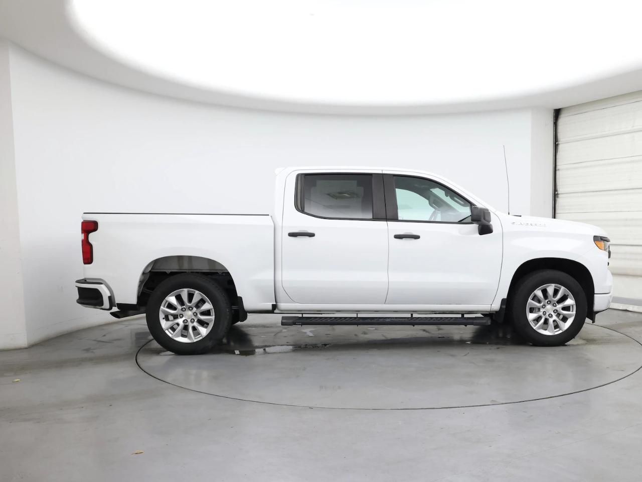 Chevrolet Silverado 1500 4WD Crew Cab 157" Custom 2023