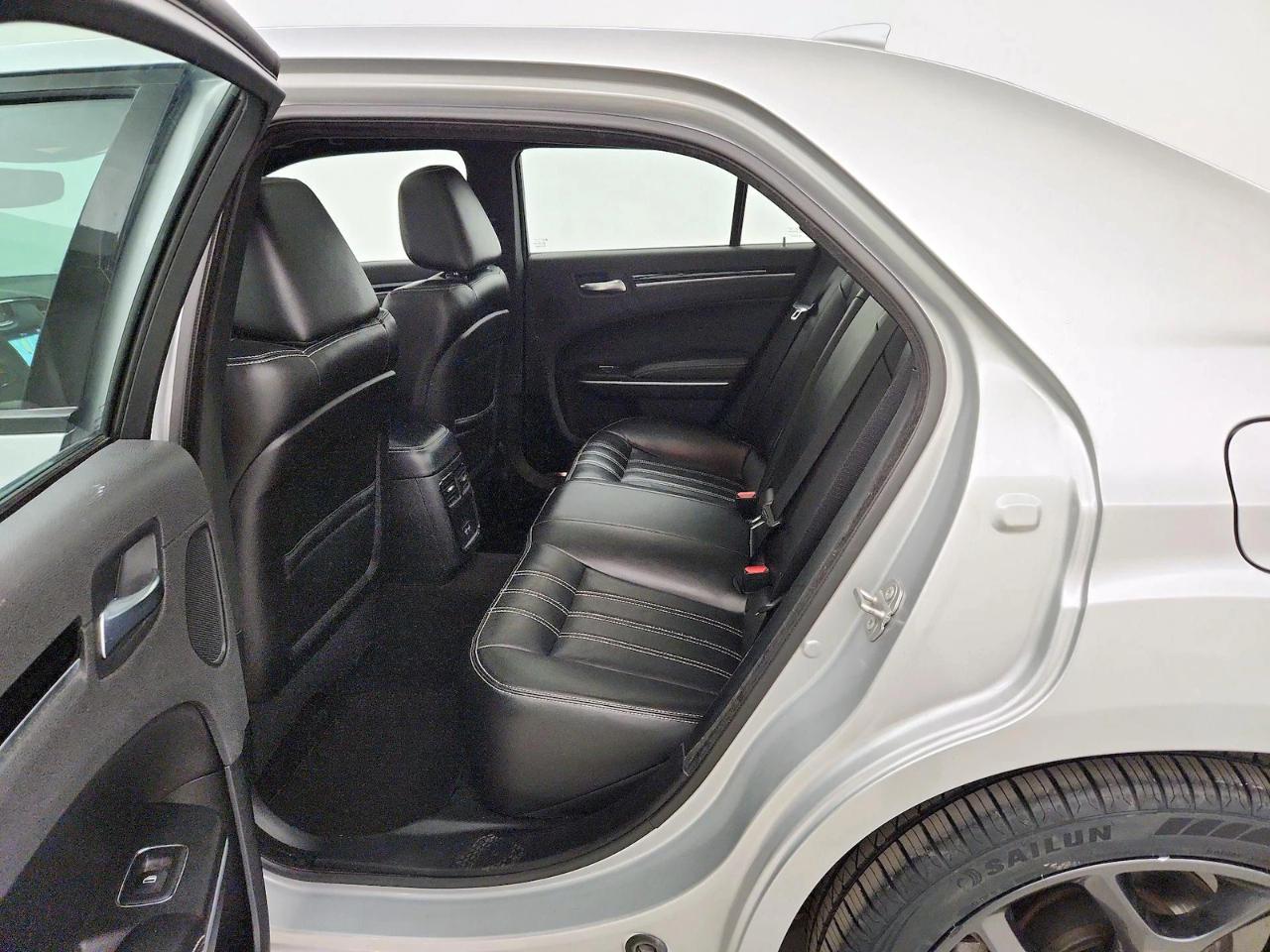 Chrysler 300 300S RWD 2023
