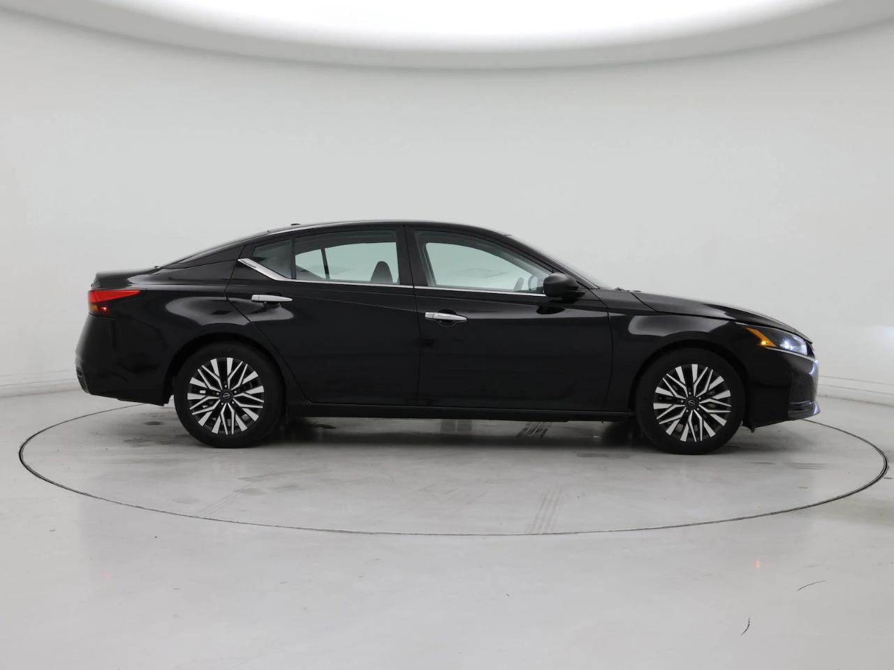 Nissan Altima SV FWD 2025