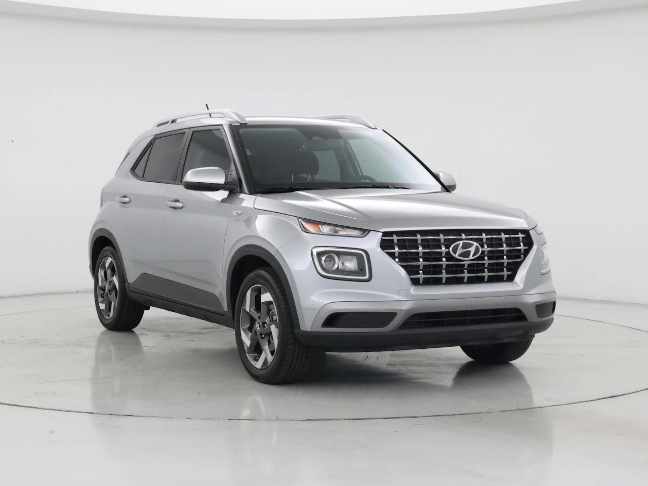 2025 Hyundai Venue SEL IVT's photo