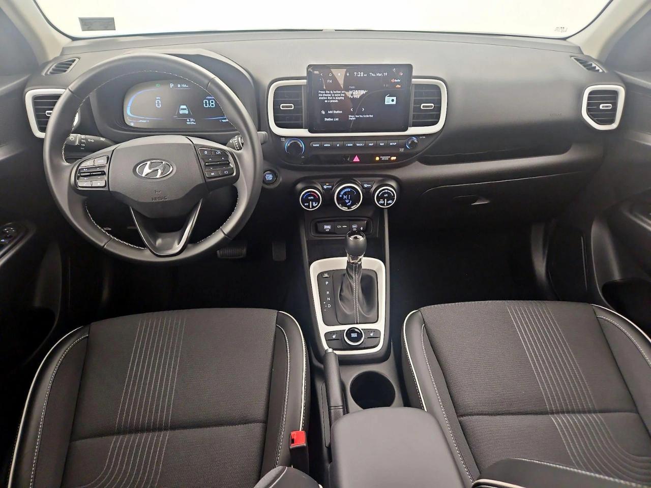 Hyundai Venue Limited IVT 2024