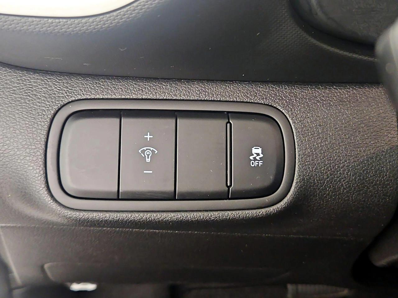 Hyundai Venue Limited IVT 2024
