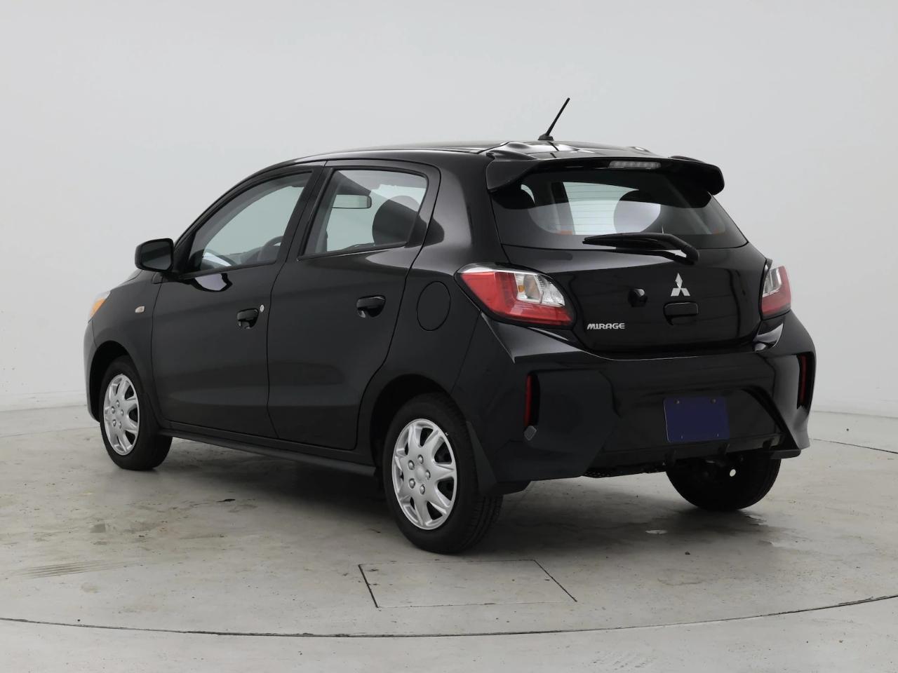 Mitsubishi Mirage ES CVT 2024