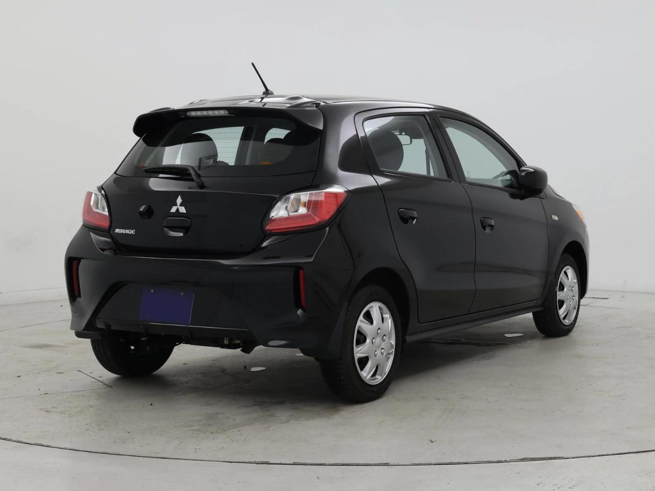 Mitsubishi Mirage ES CVT 2024
