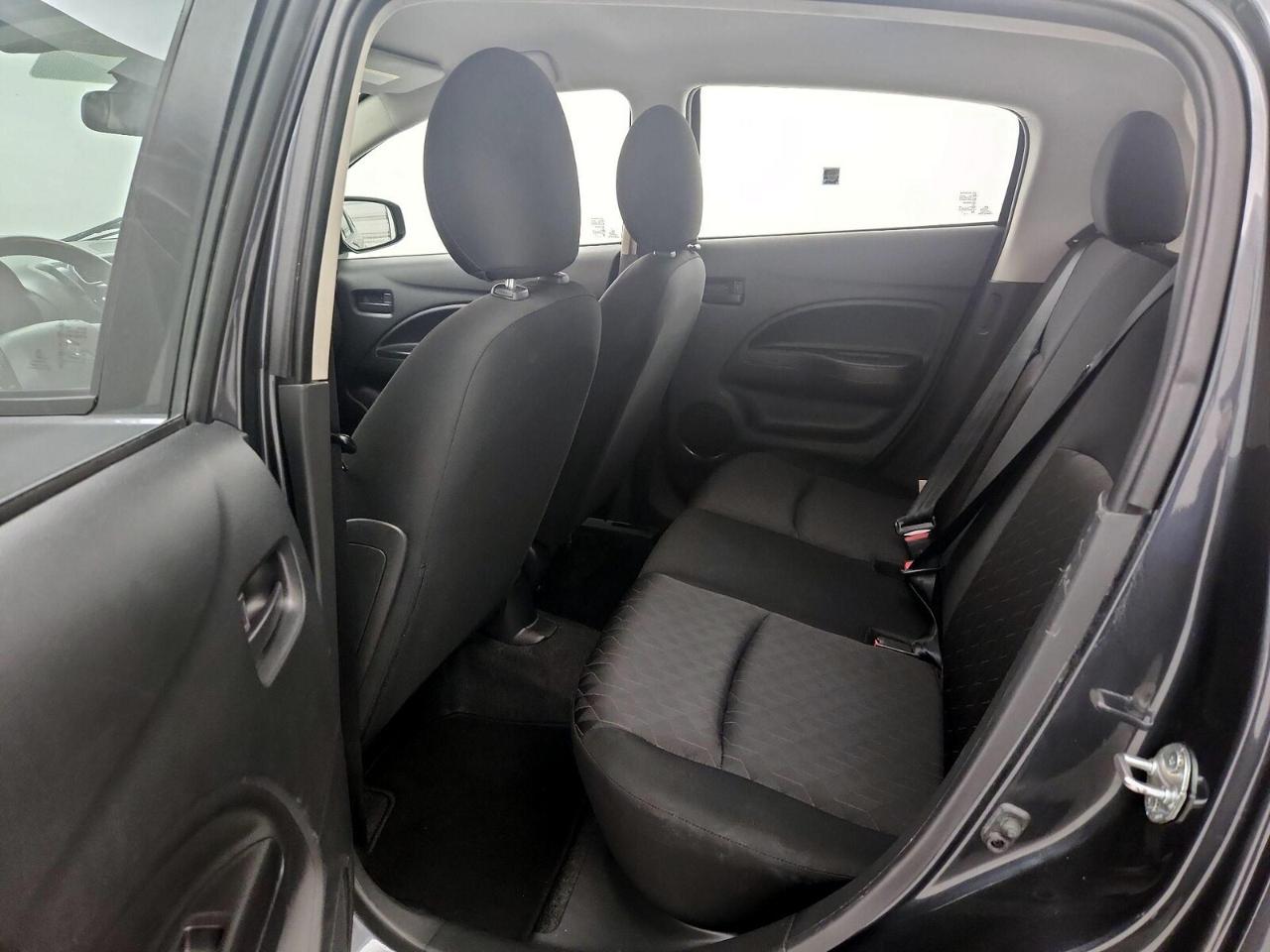 Mitsubishi Mirage ES CVT 2024