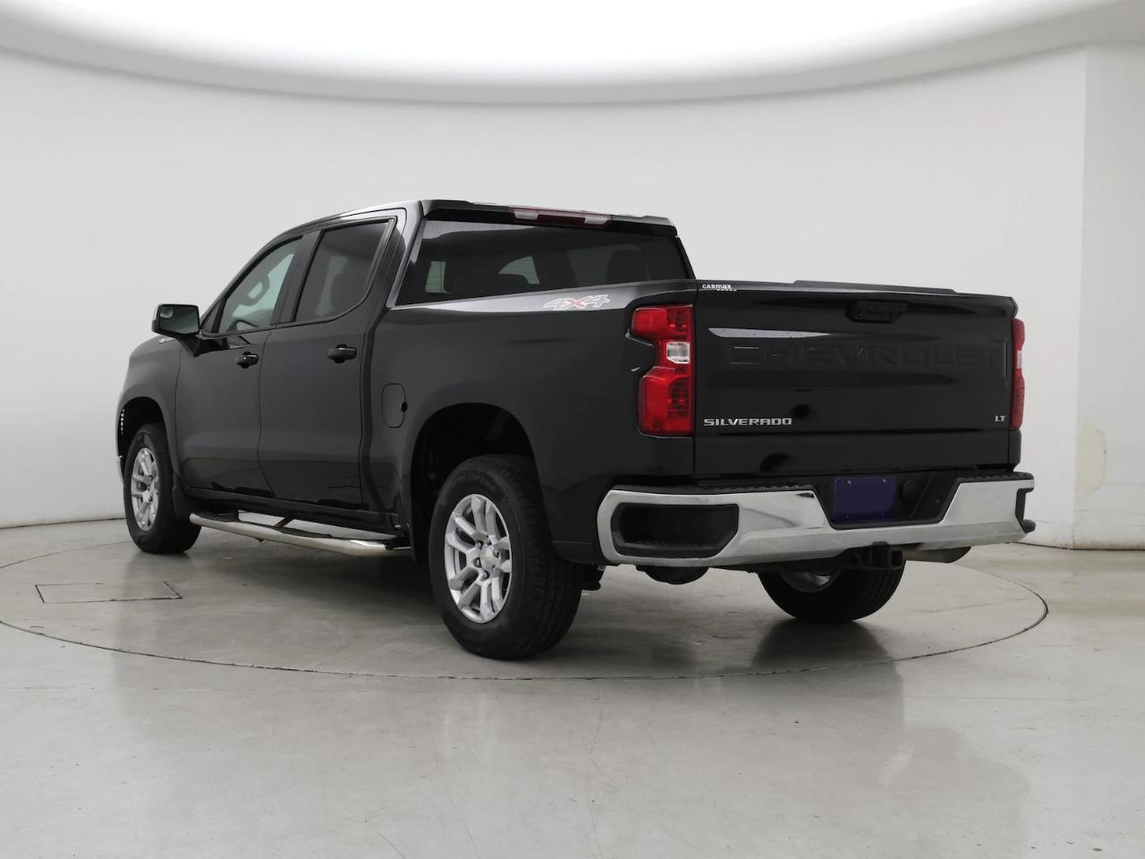 Chevrolet Silverado 1500 4WD Crew Cab 147" LT 2020