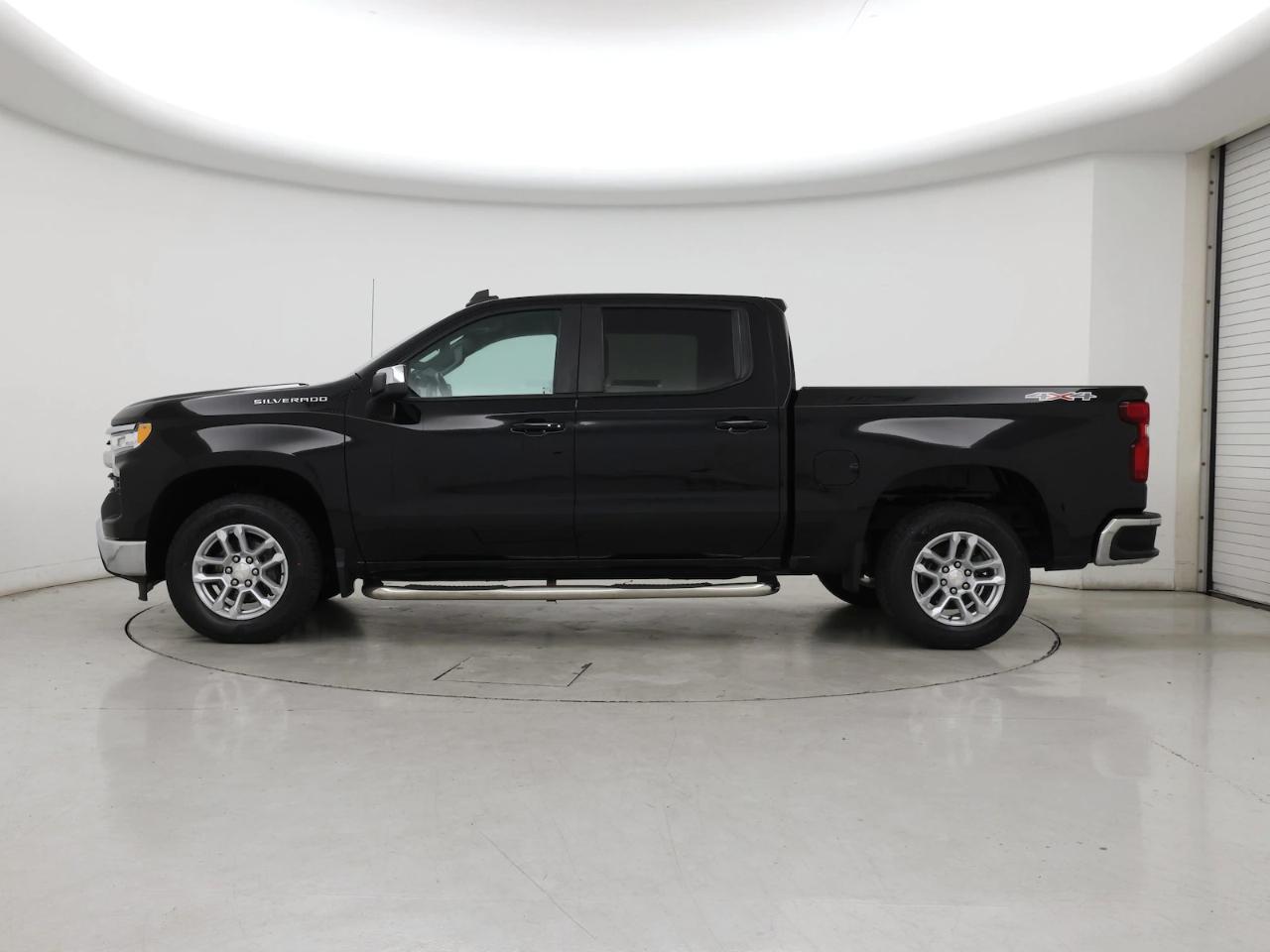 Chevrolet Silverado 1500 4WD Crew Cab 147" LT 2020