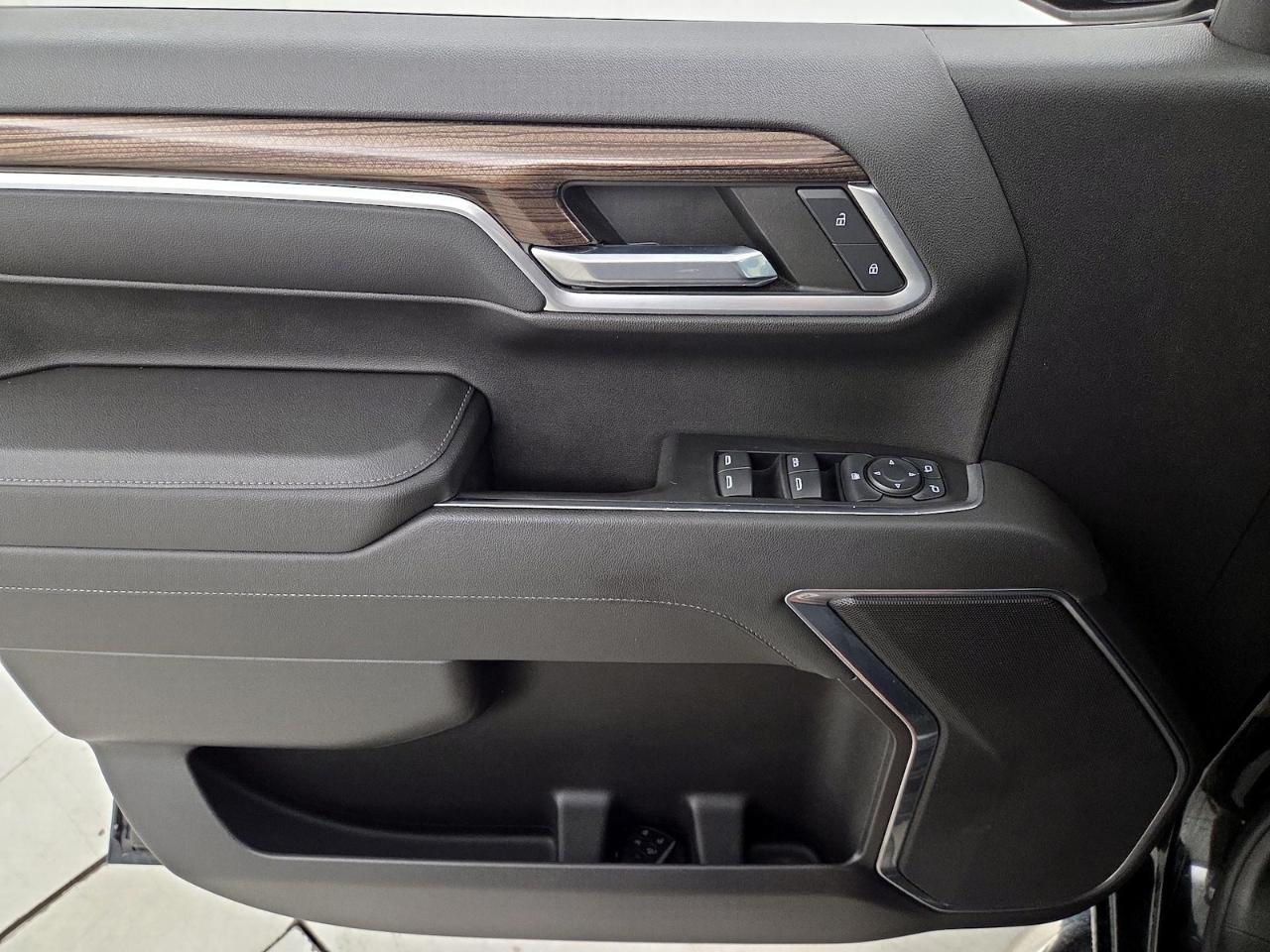 Chevrolet Silverado 1500 4WD Crew Cab 147" LT 2020
