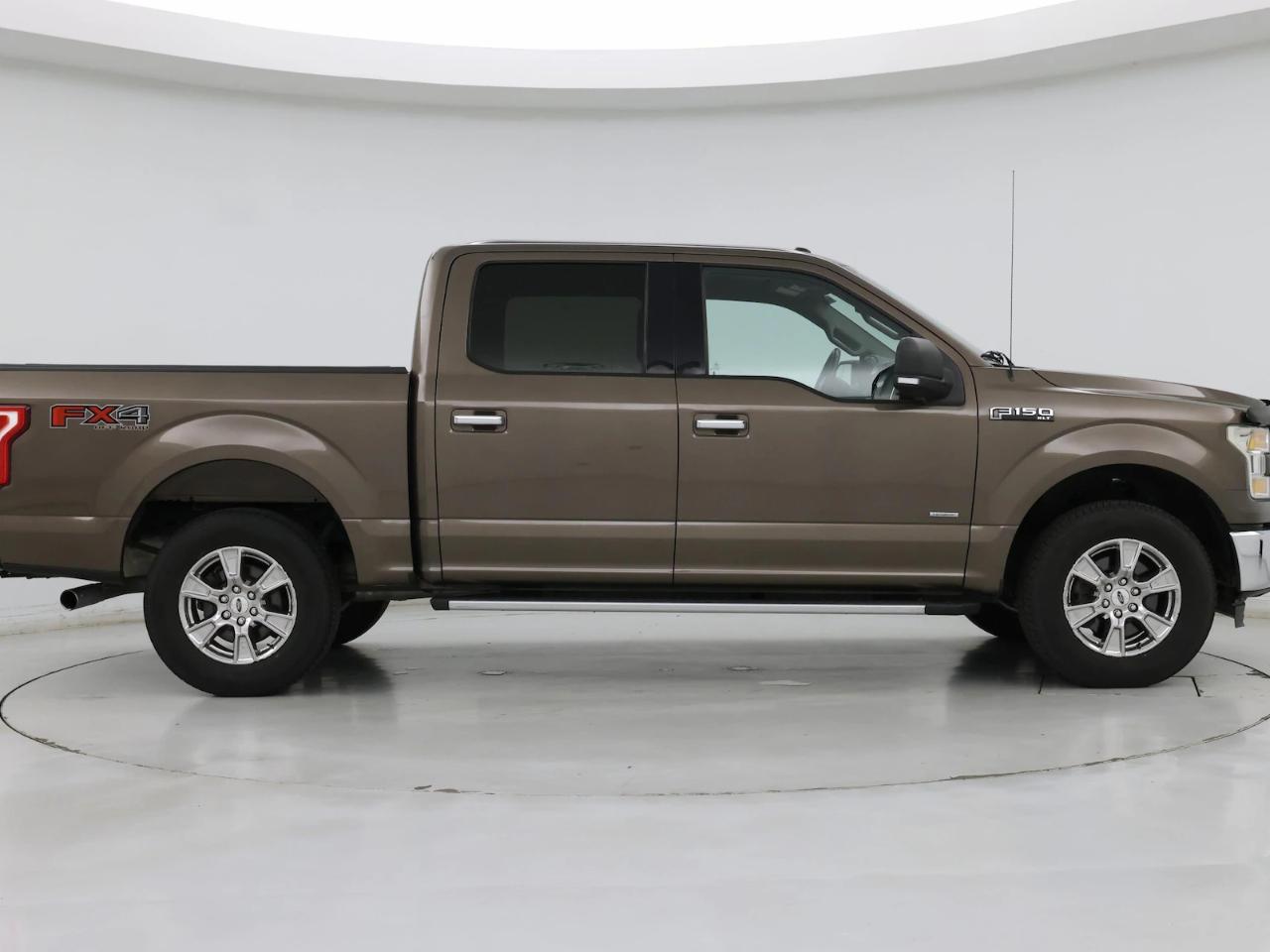 Ford F-150 2WD SuperCrew 157" Lariat 2016