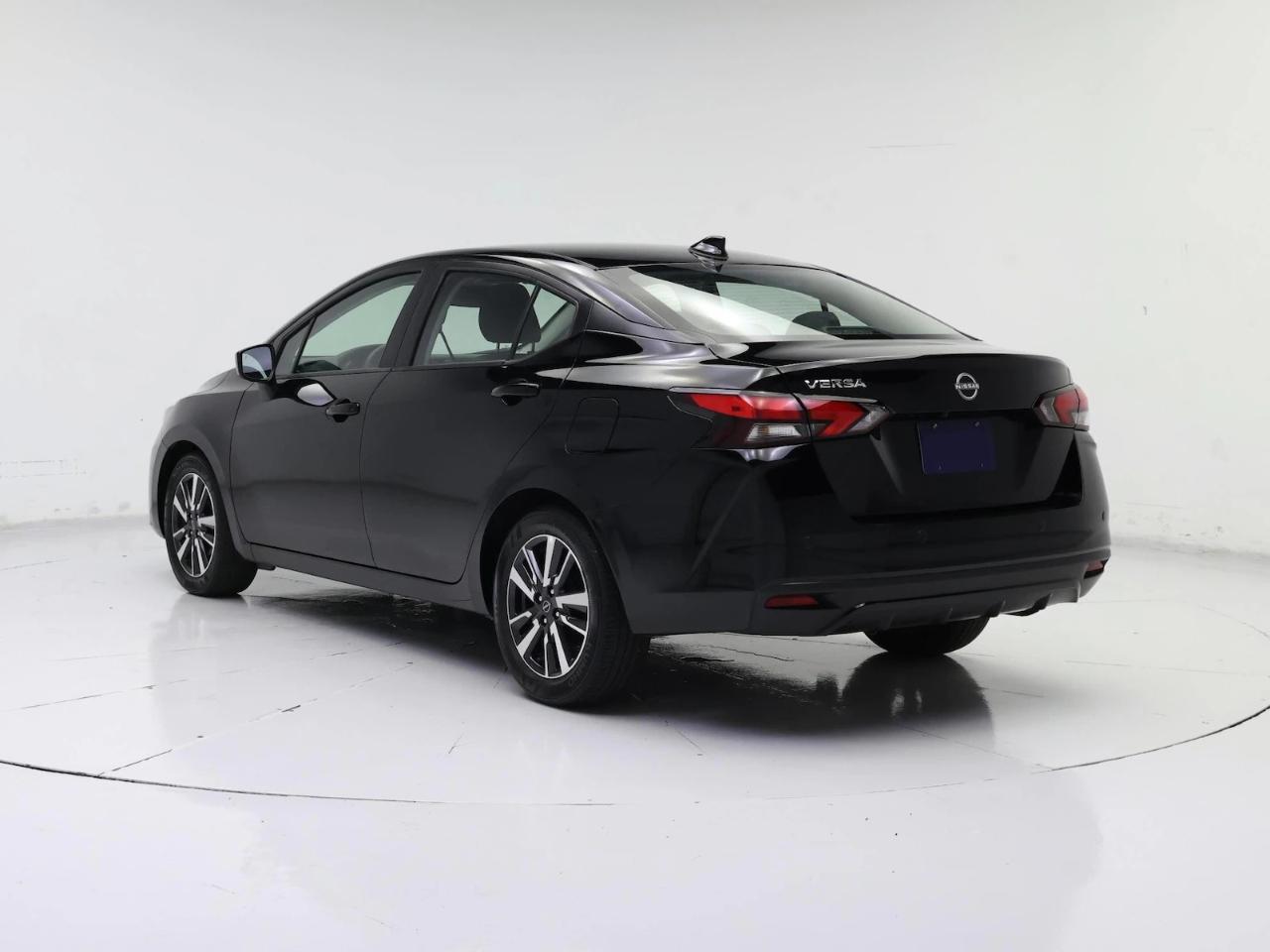 Nissan Versa SV CVT 2025