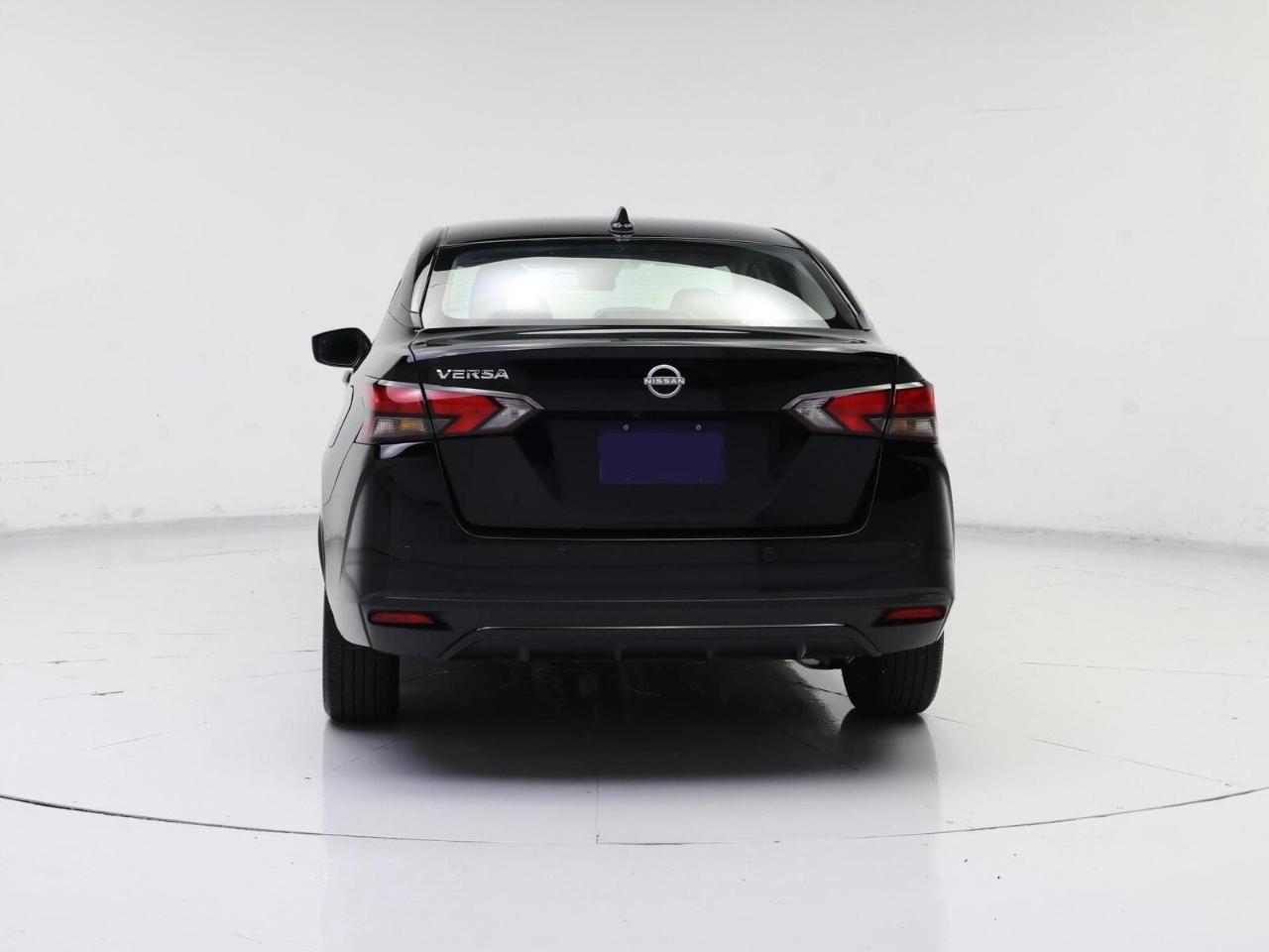 Nissan Versa SV CVT 2025