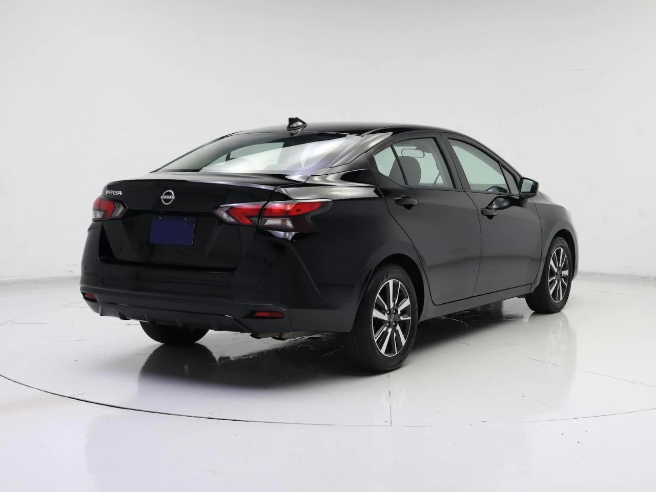 Nissan Versa SV CVT 2025