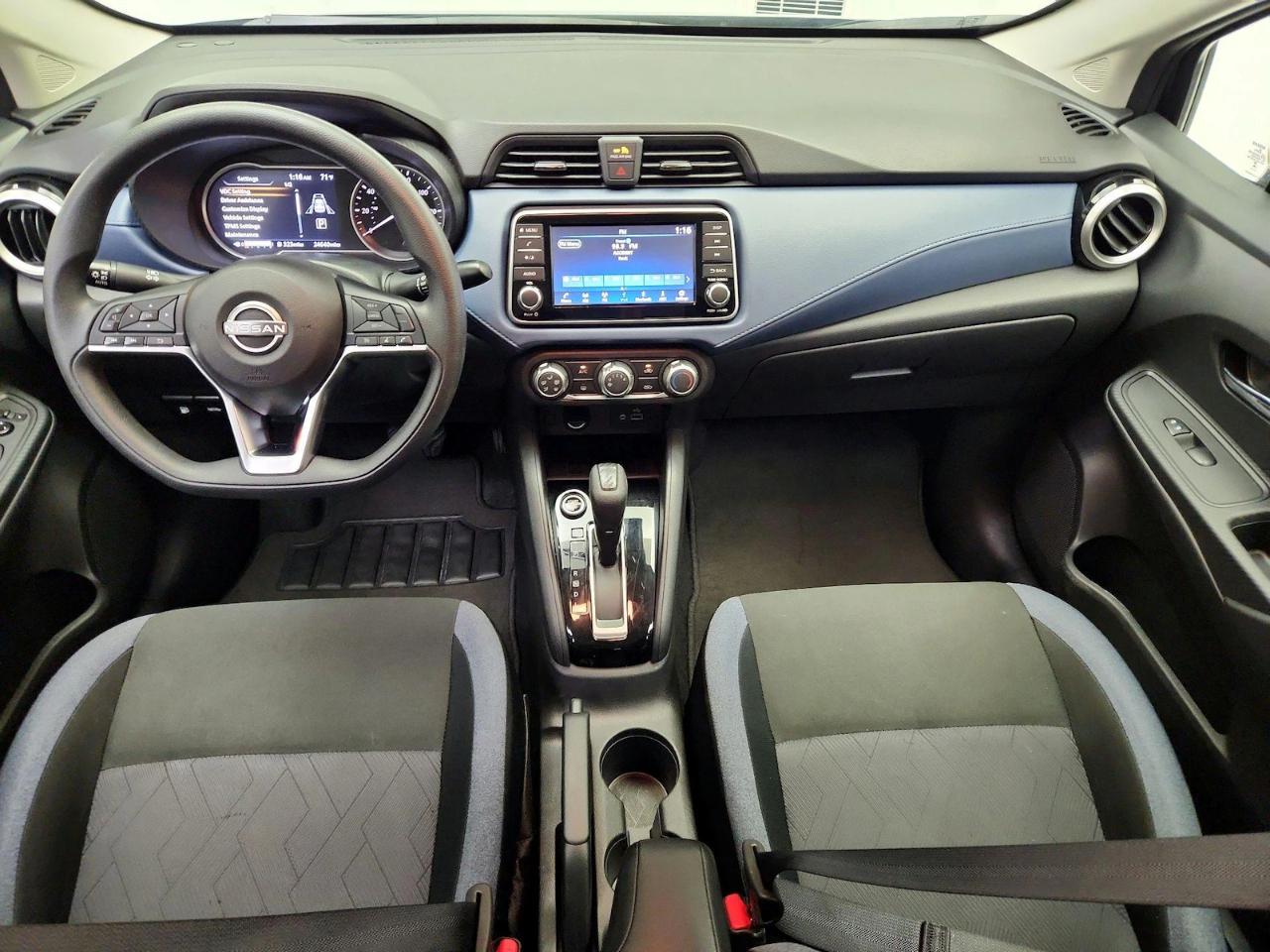 Nissan Versa SV CVT 2025