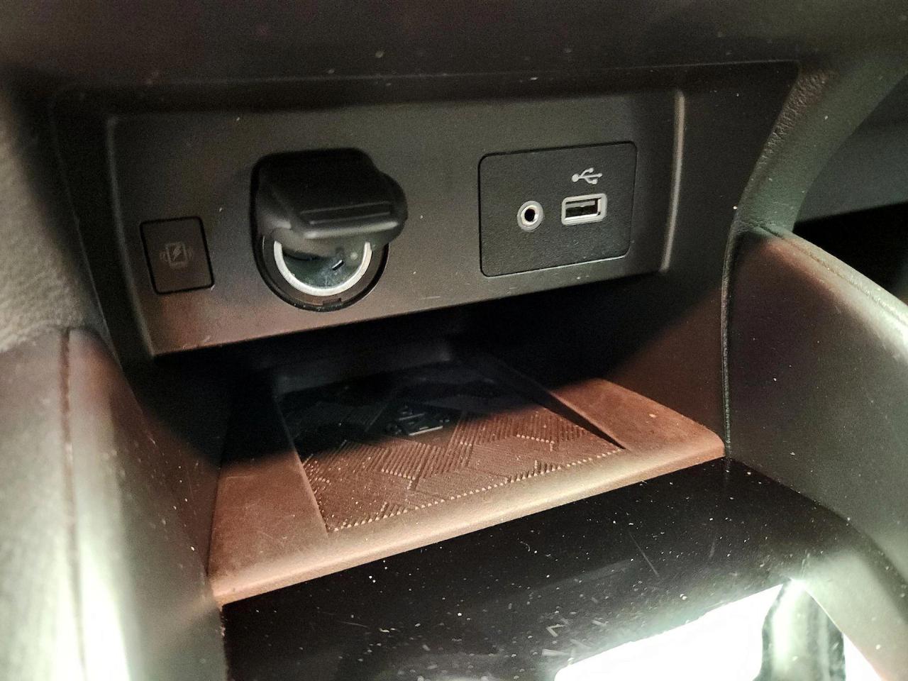 Nissan Versa SV CVT 2025