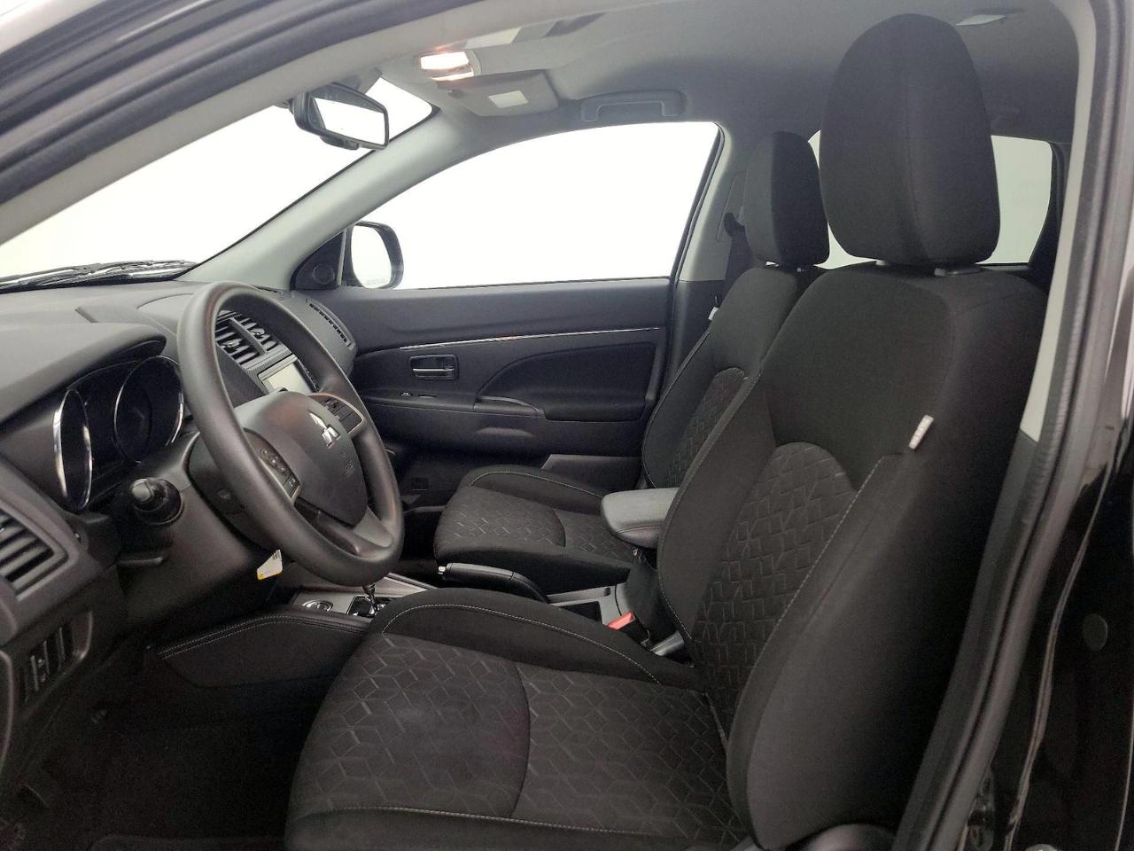 Mitsubishi Outlander SE Black Edition S-AWC 2023